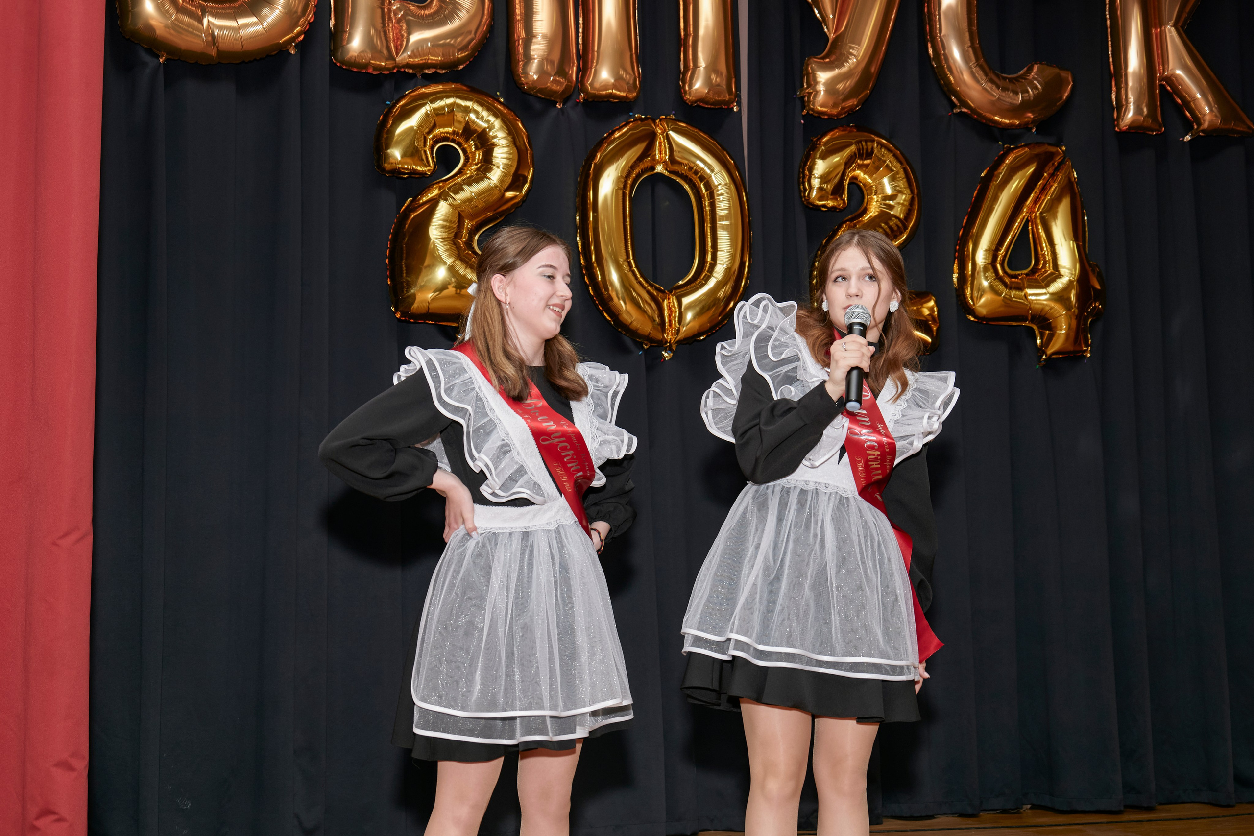 Последний звонок школа 1413. Детский и семейный фотограф г. Москва Оксана Катаджи