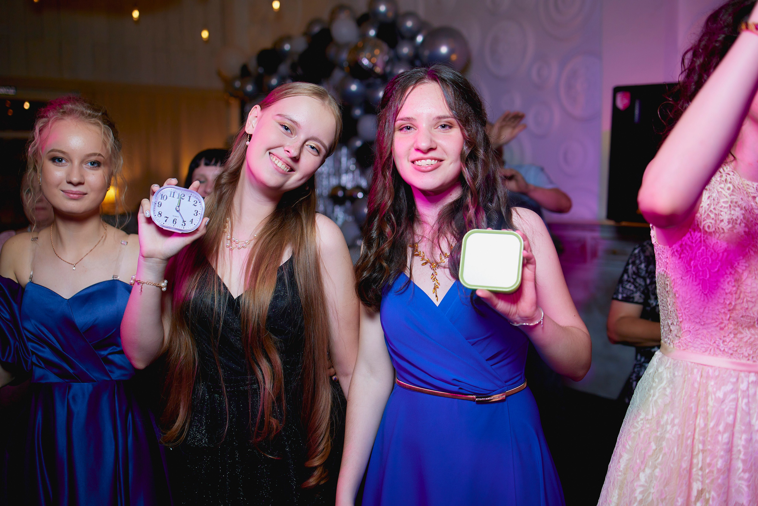 Школа № 79 (выпускной 2023). Фотограф Иван Кузьмин на любое Ваше мероприятие