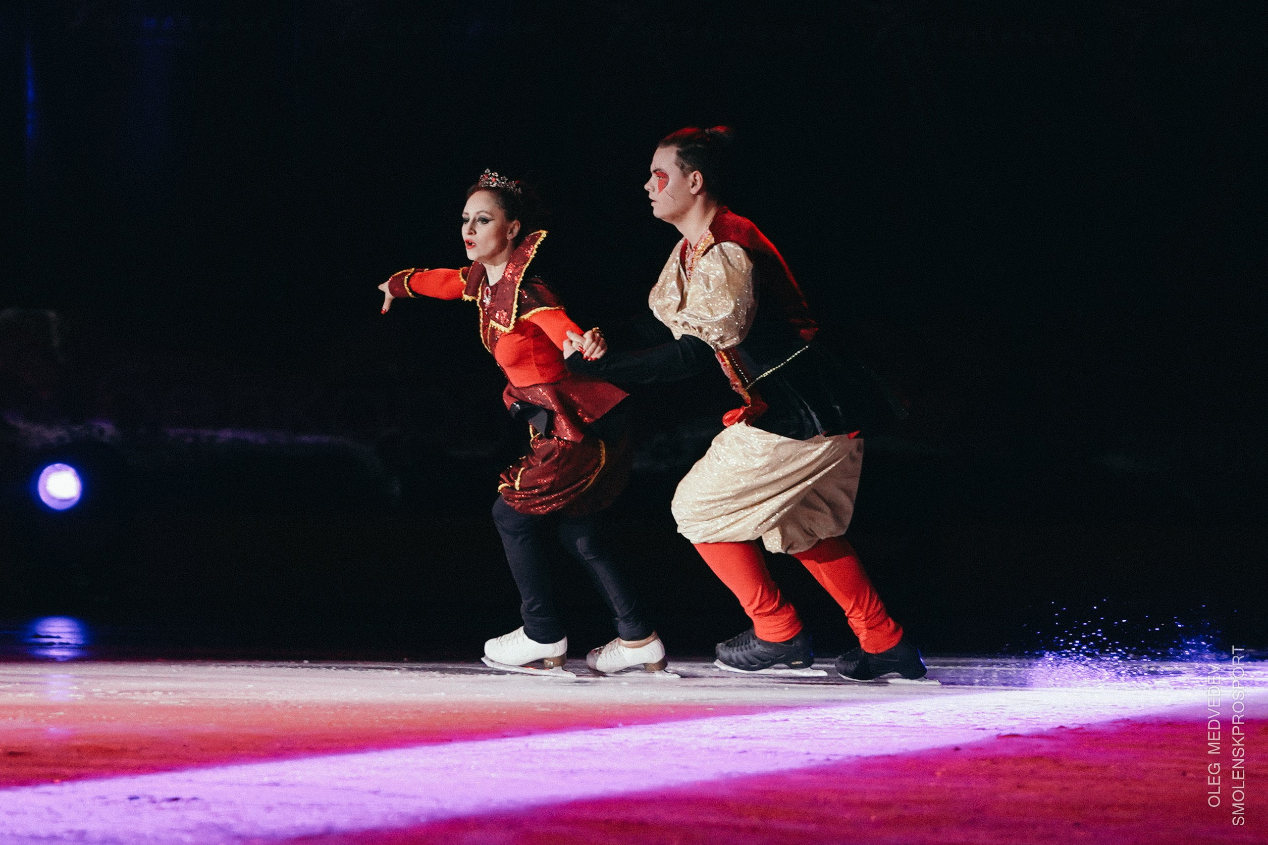 Алиса в стране чудес шоу на льду. Спортивный фотограф Олег Медведев | prosport67 | Смоленск