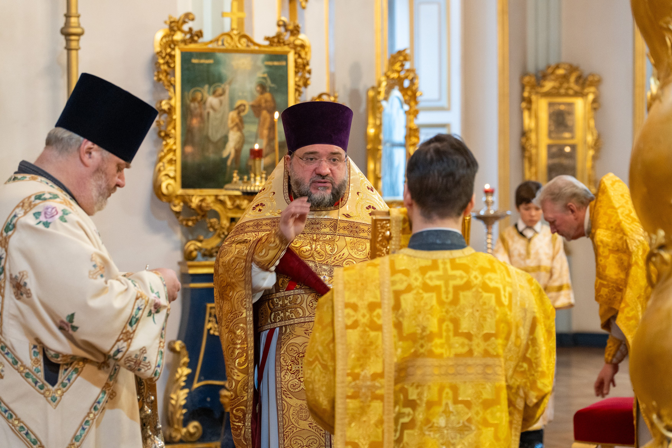 Неделя 20-я по Пятидесятнице. Память святых отцов VII Вселенского Собора. Иверской иконы Божией Матери. НИКОЛО-БОГОЯВЛЕНСКИЙ МОРСКОЙ СОБОР