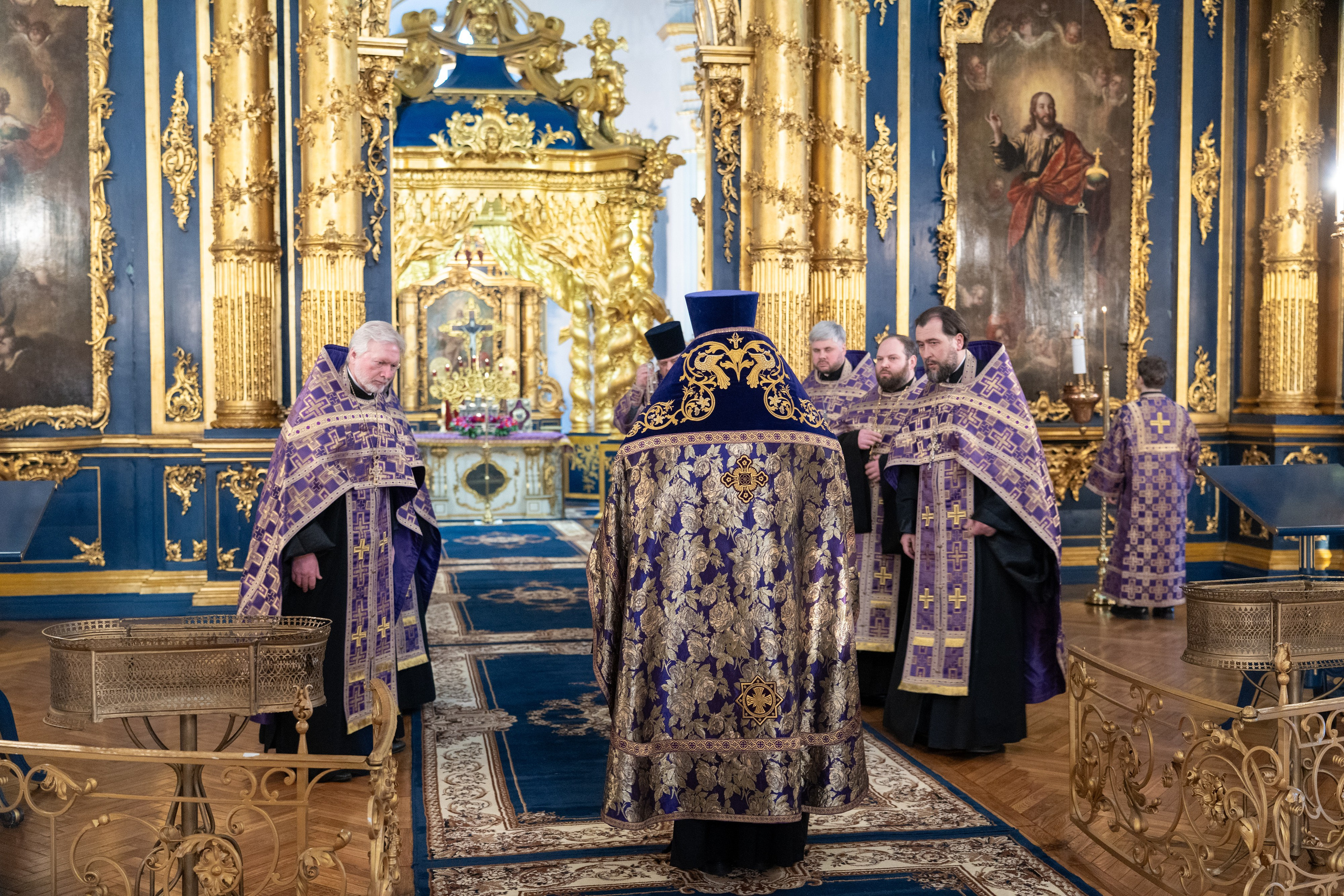 Воскресное бдение в канун Недели Крестопоклонной. НИКОЛО-БОГОЯВЛЕНСКИЙ МОРСКОЙ СОБОР