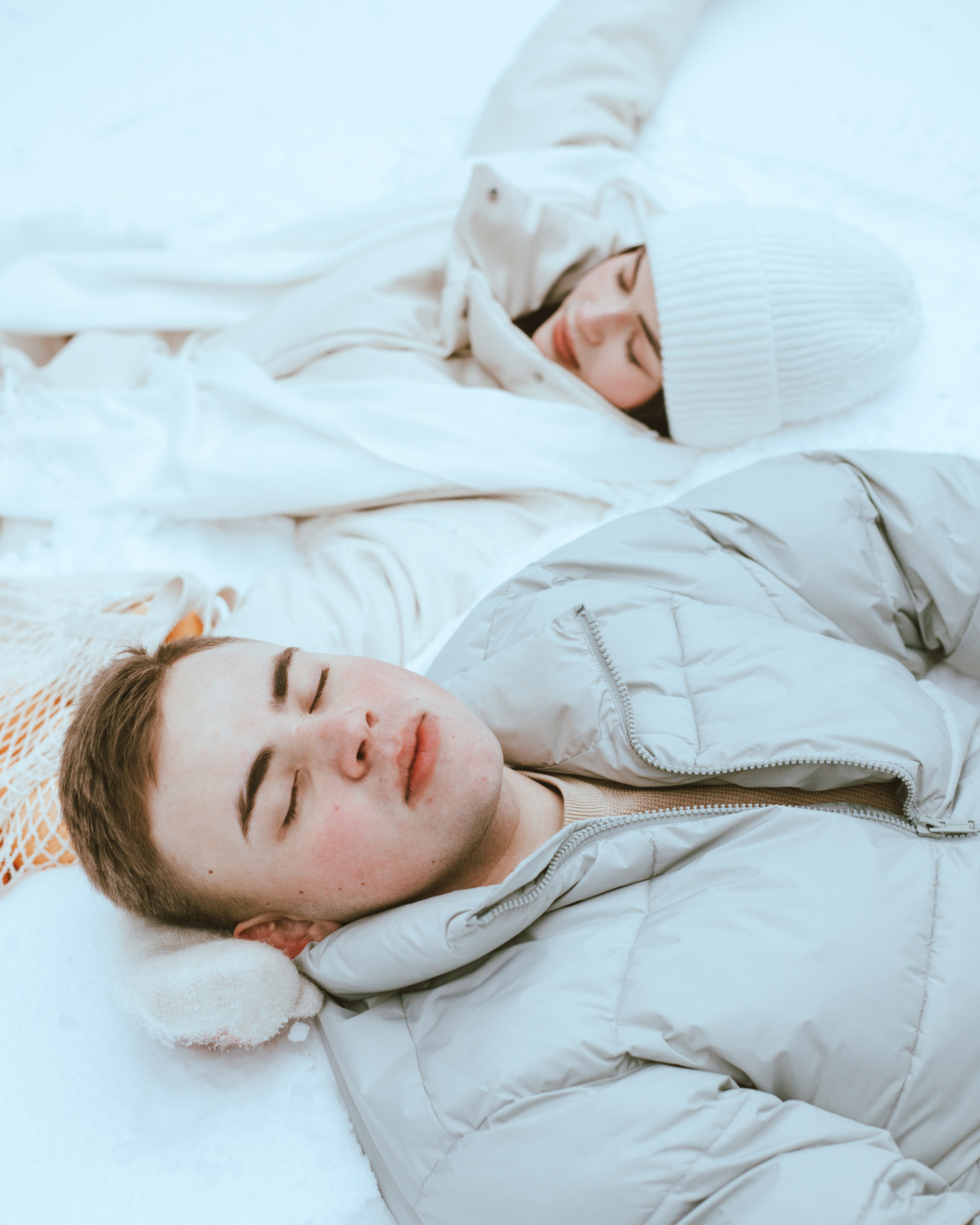 Алёна и саша. Больше не греет