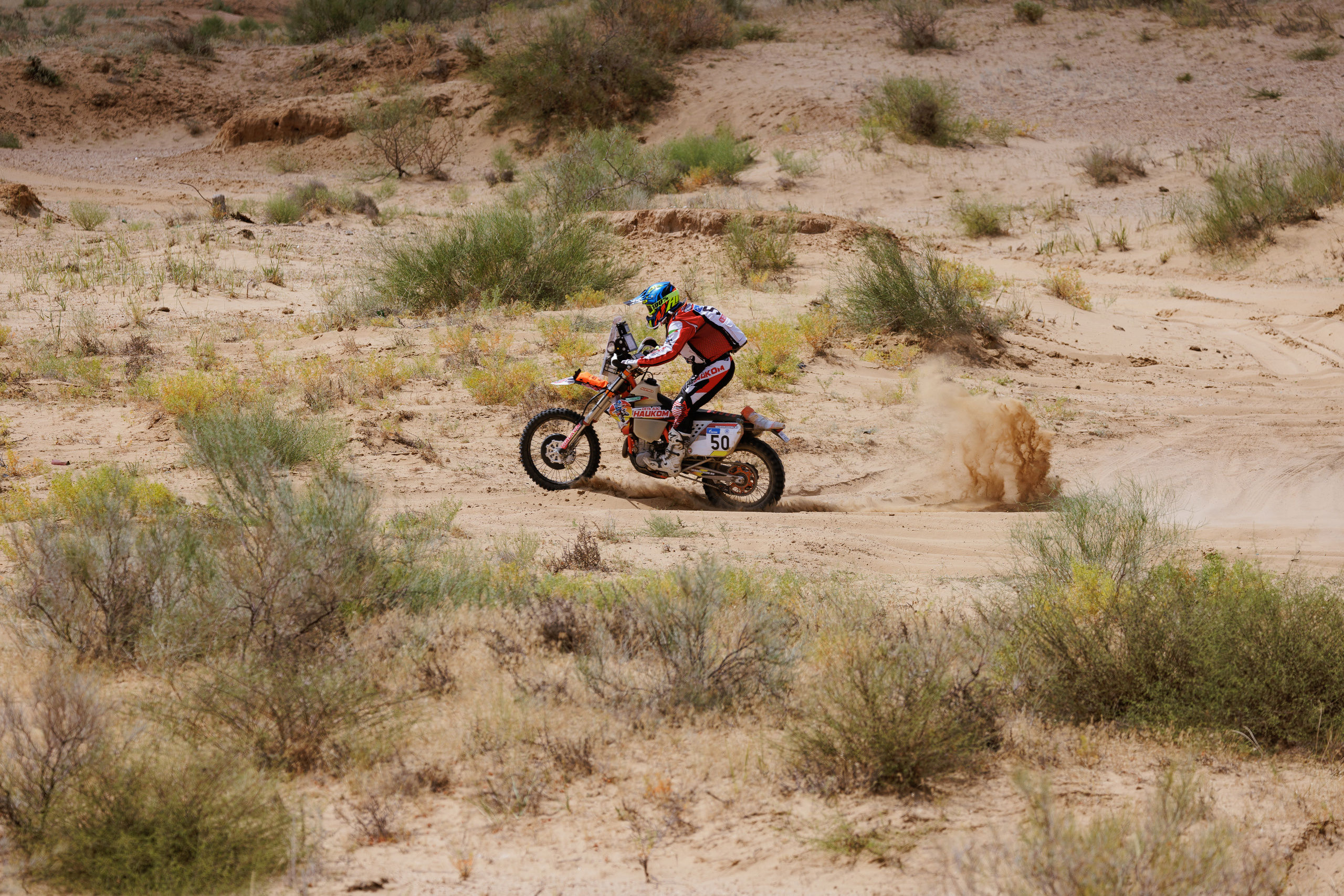 Ралли «Шелковый путь 2022». Портретист и репортажный фотограф Михаил Оношко