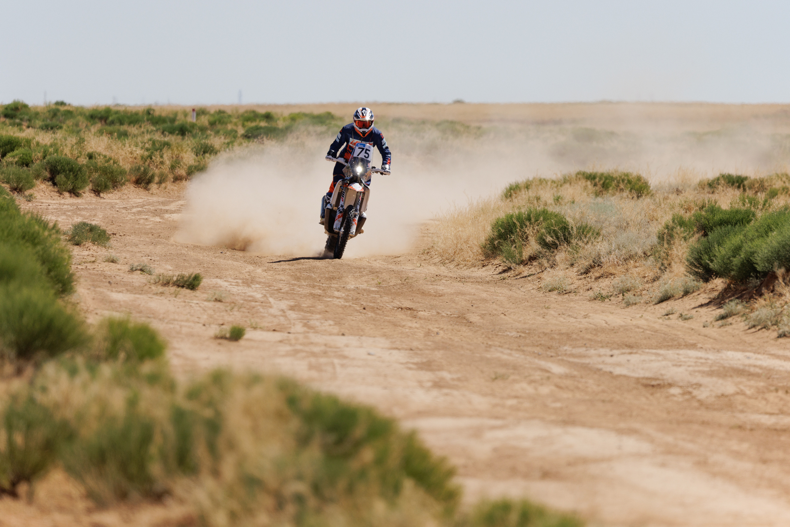 Ралли «Шелковый путь 2022». Портретист и репортажный фотограф Михаил Оношко