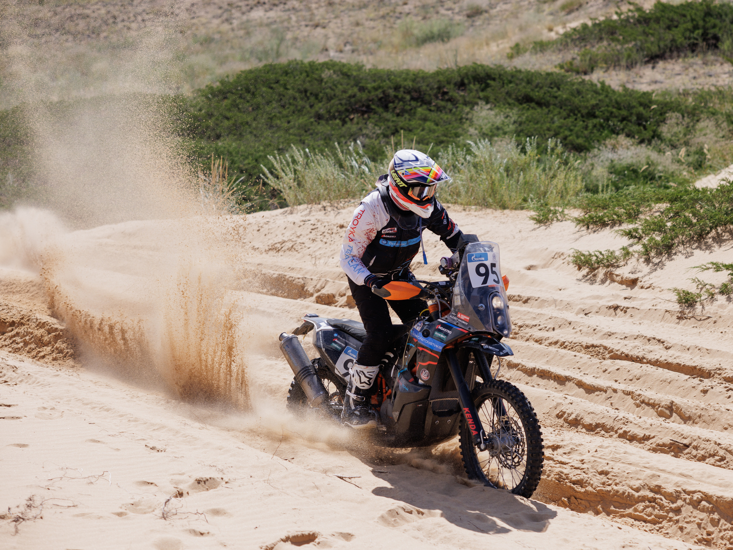 Ралли «Шелковый путь 2022». Портретист и репортажный фотограф Михаил Оношко