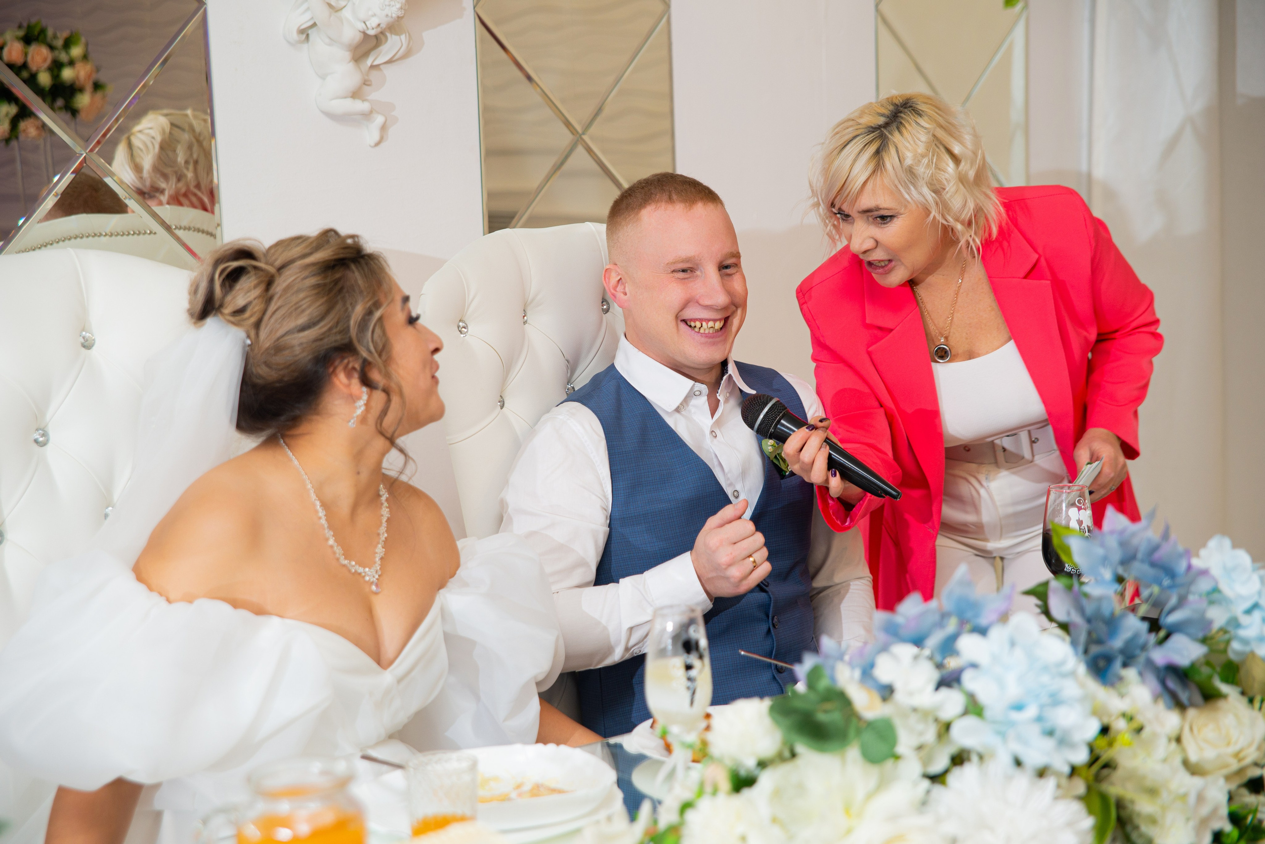 Ведущая Жанна Забойная. Ведущий, Тамада, DJ, фото в Перми. Хорошее настроение