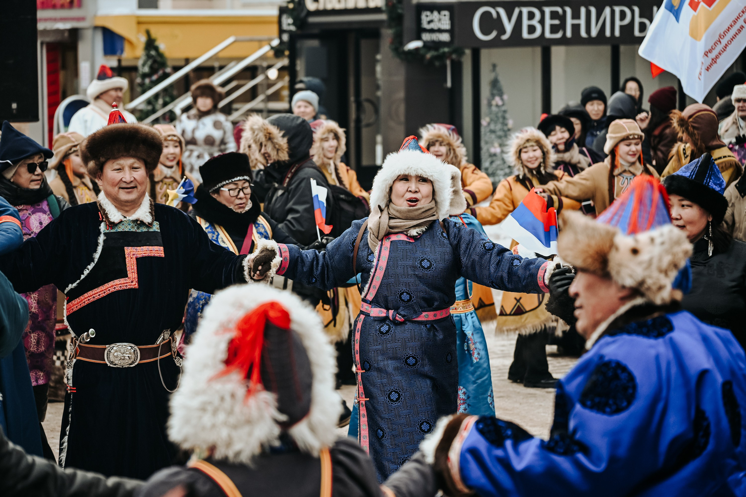 Дэгэлфлэшмоб. Фотобанк Республики Бурятия