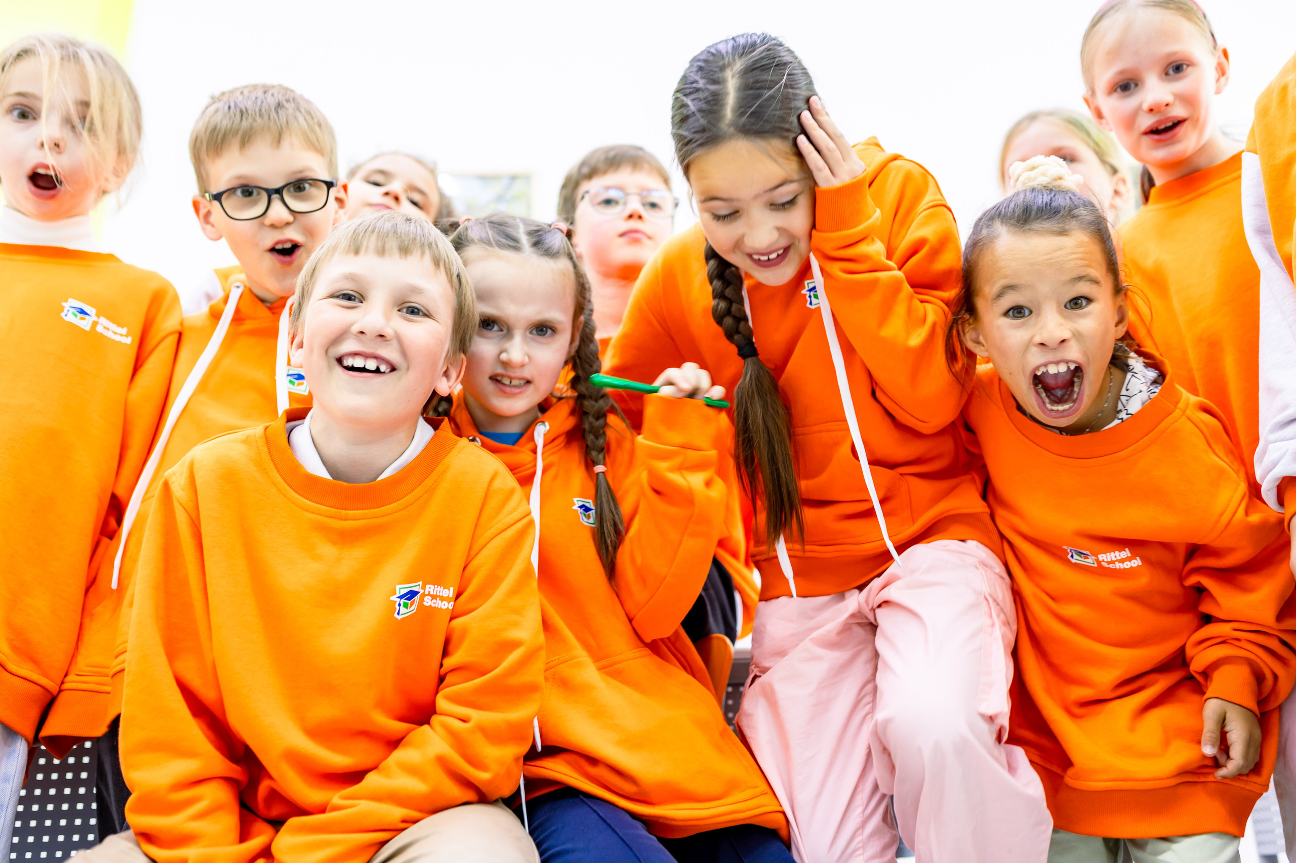 Rittel School съёмка для сайта. «Лаборатория Фотофей» — Виктория Балмош и Юлия Мун. Екатеринбург