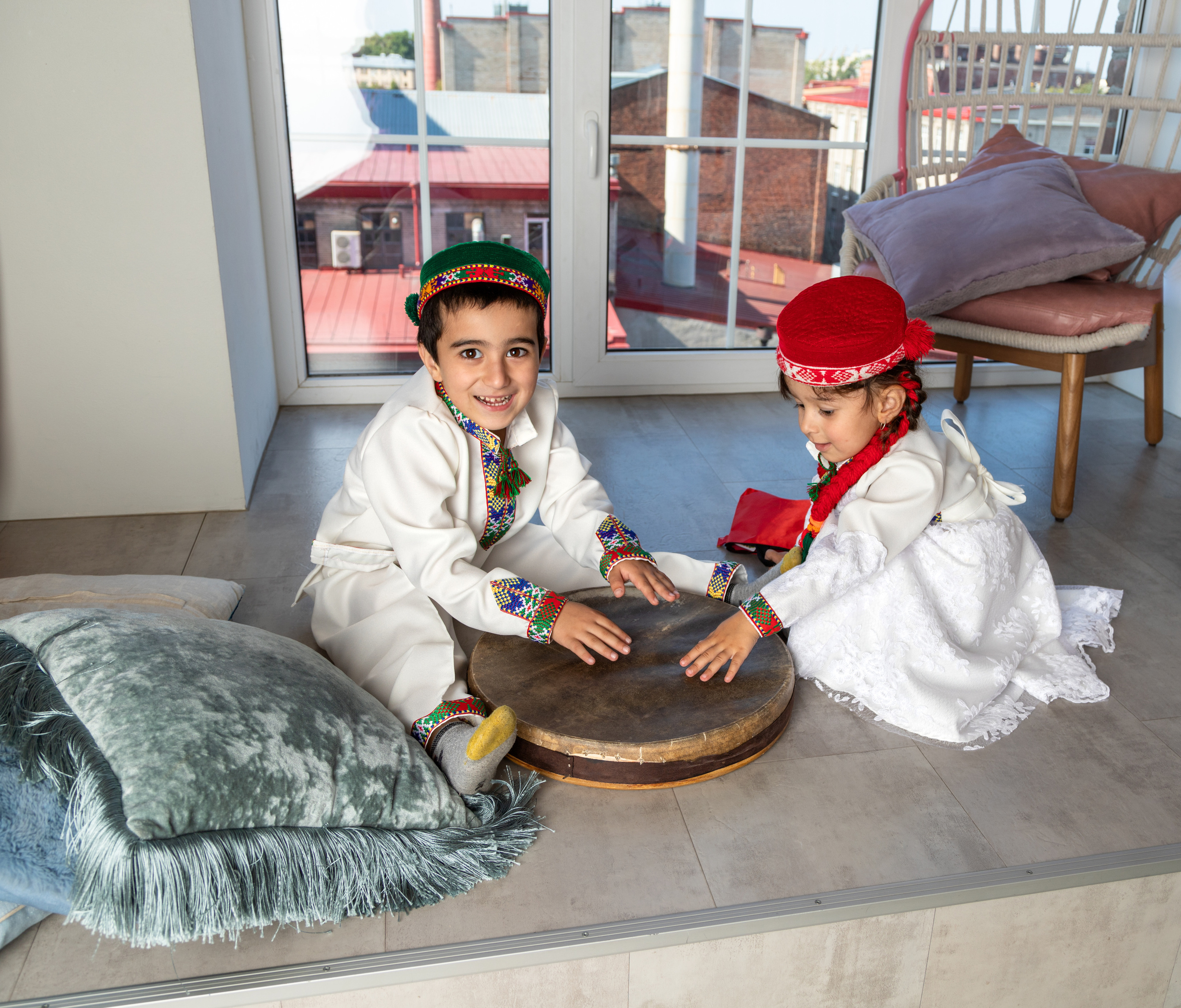 Три ураганчика и их красавицы-мамочки. Семейный и свадебный фотограф в Петербурге Евгения и Николай Шевчук