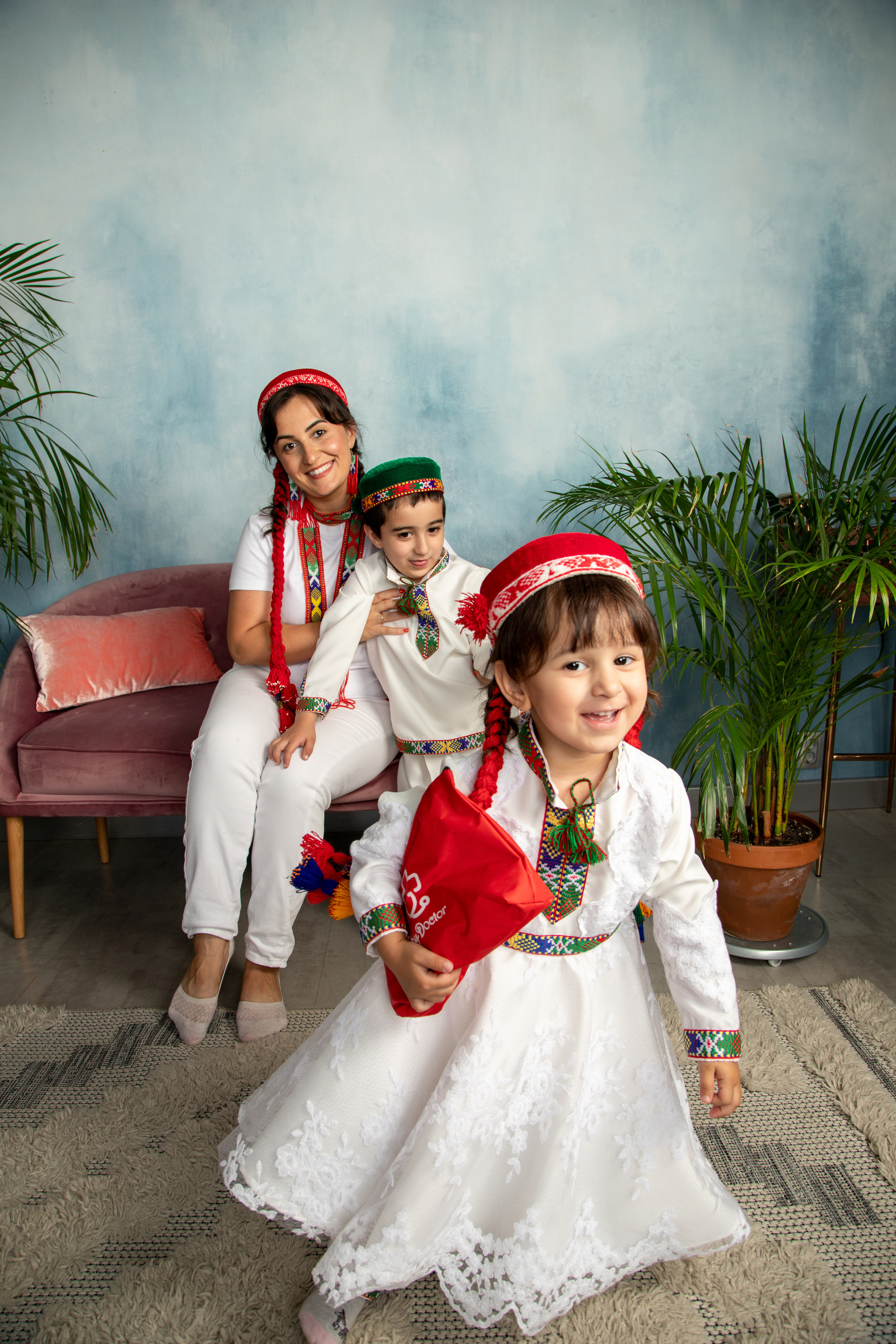 Три ураганчика и их красавицы-мамочки. Семейный и свадебный фотограф в Петербурге Евгения и Николай Шевчук