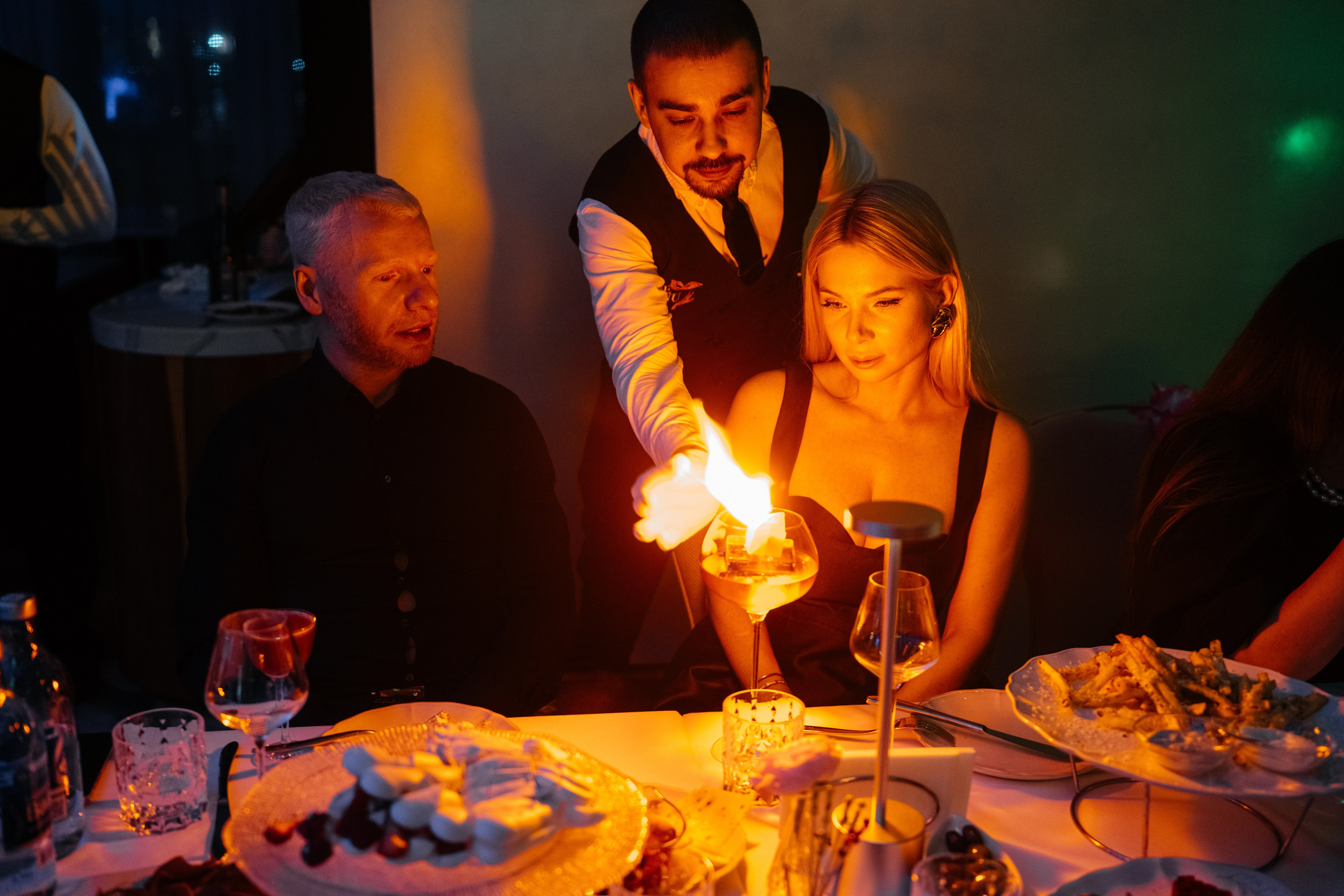 2 апреля (среда). BENUAR Restaurant