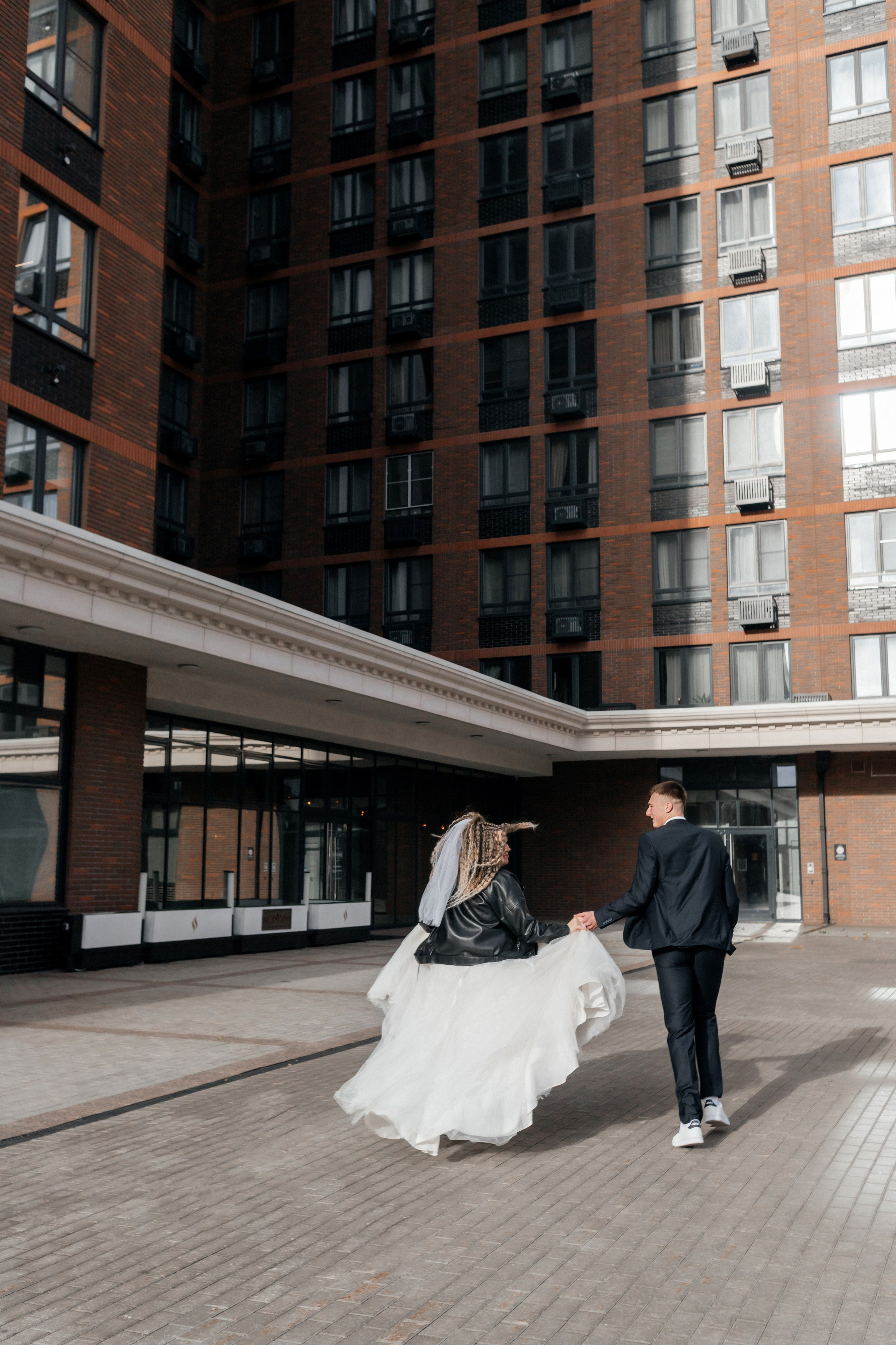 Ноябрьская свадьба в Сормовском ЗАГСе и в фотостудии Акт Первый. Свадебный фотограф и фотограф Love-Store в Нижнем Новгороде Анастасия