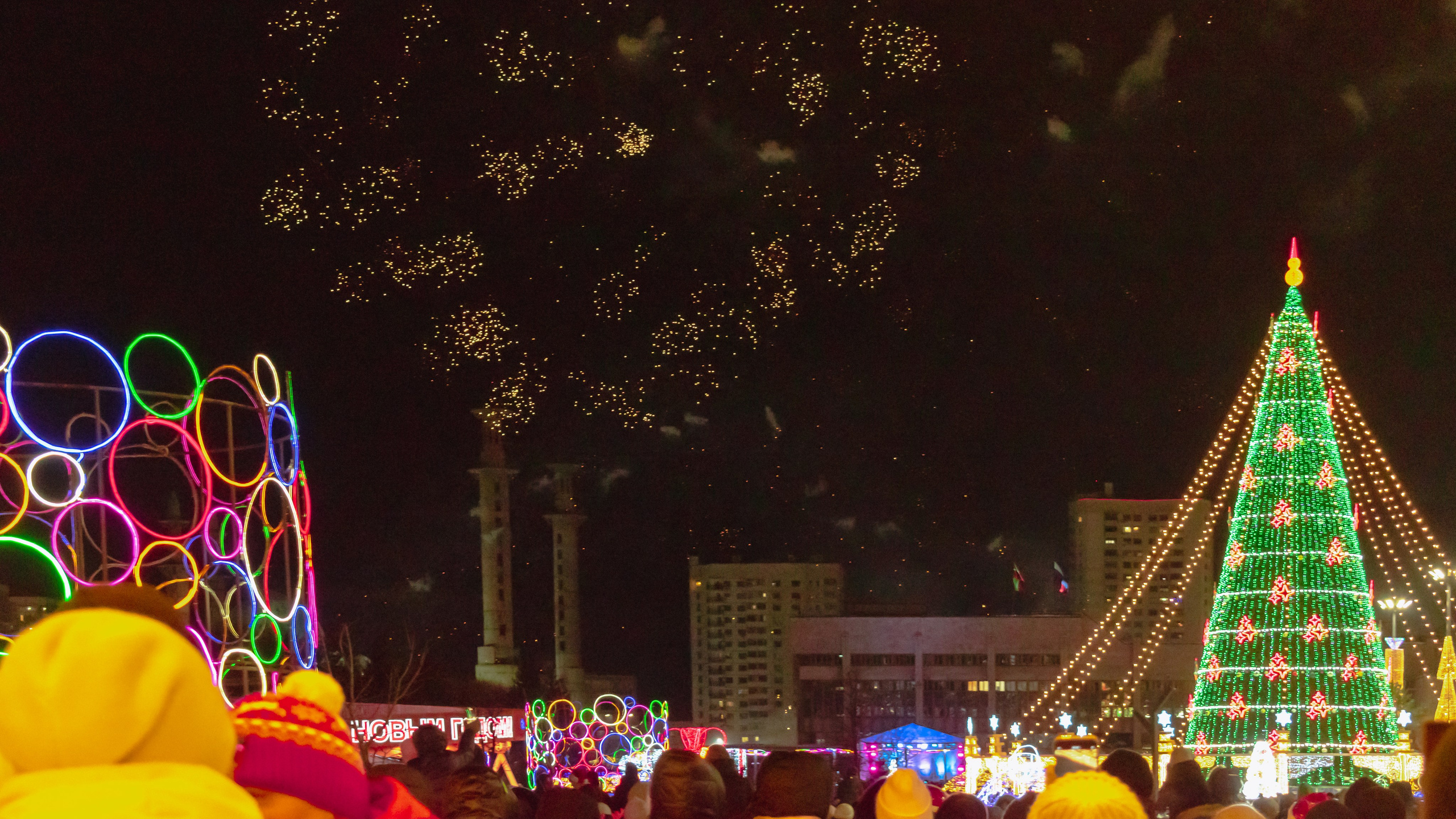 Праздничный салют Новый год Набережные Челны. Фотограф в Набережных Челнах Мари Сенчик