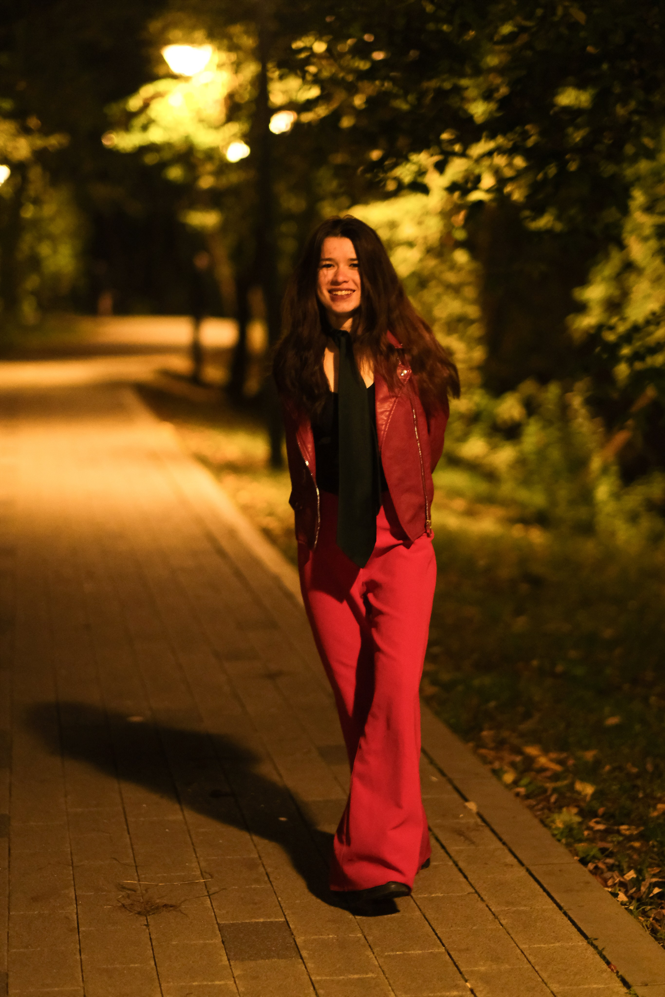 Александра в красном. Креативный фотограф в Москве Арапова Виталия