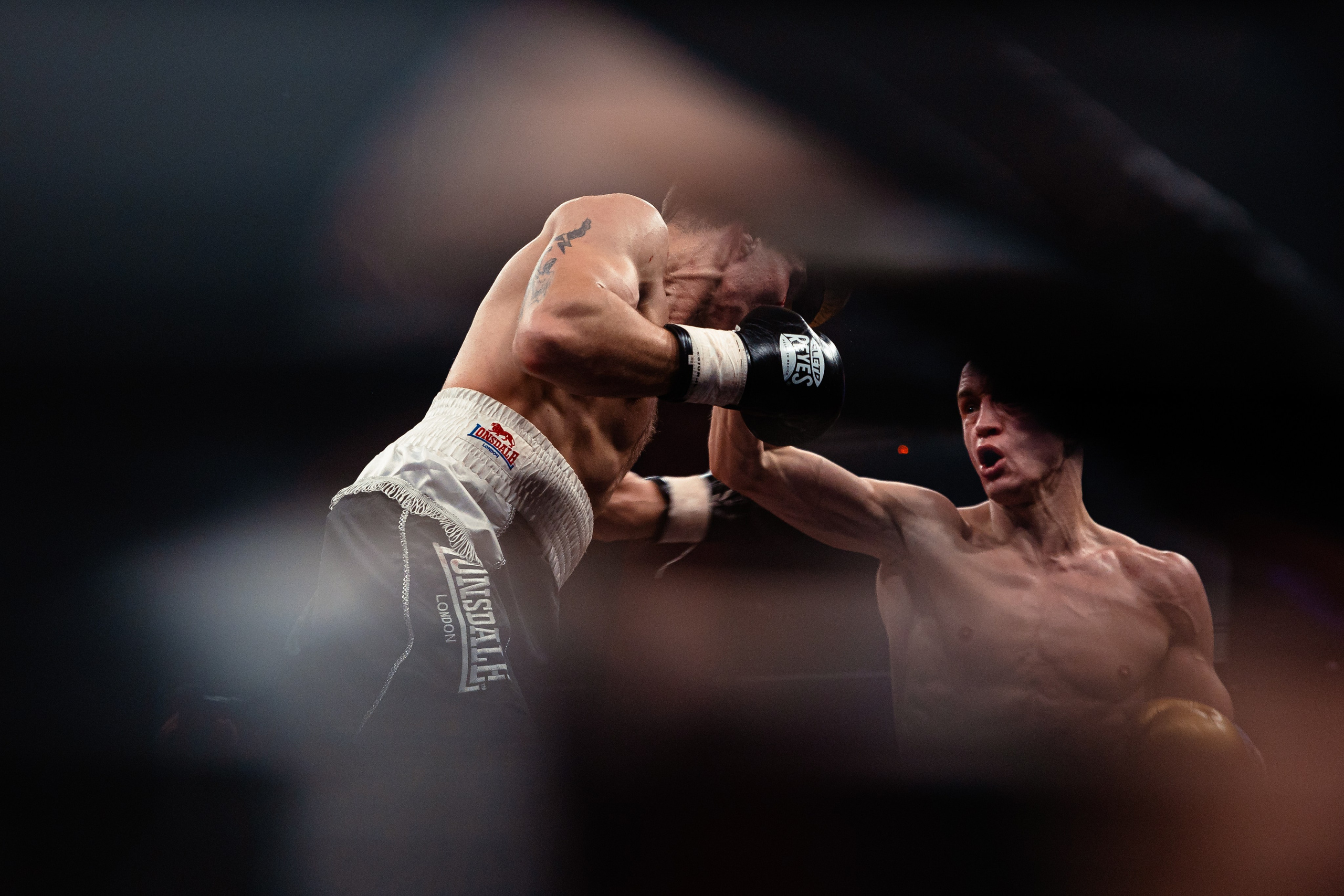 Спорт. Tony Mikhailov