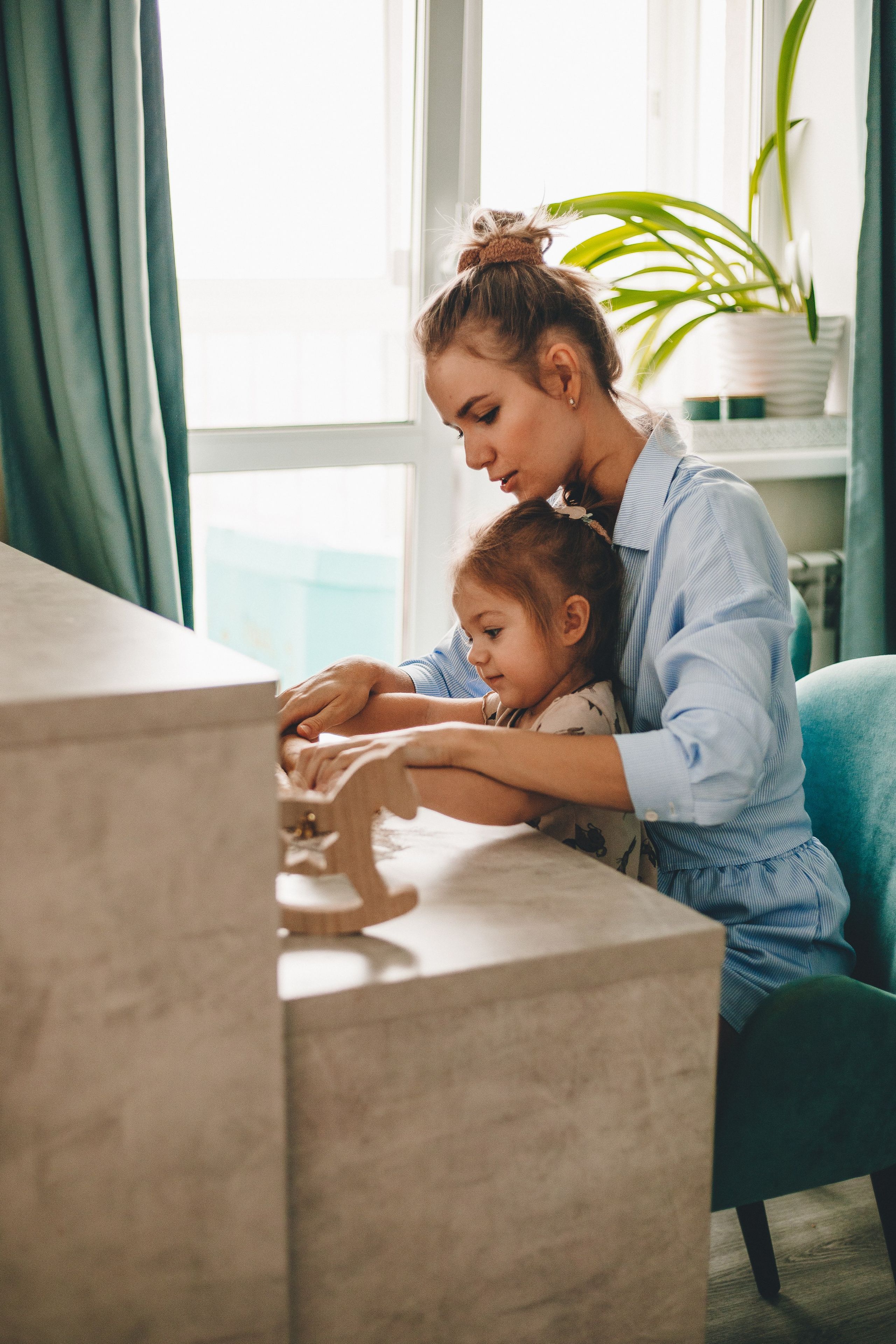 Домашняя фотосессия Мия и Яна. Семейный и женский фотограф Кемерово Мария Степ