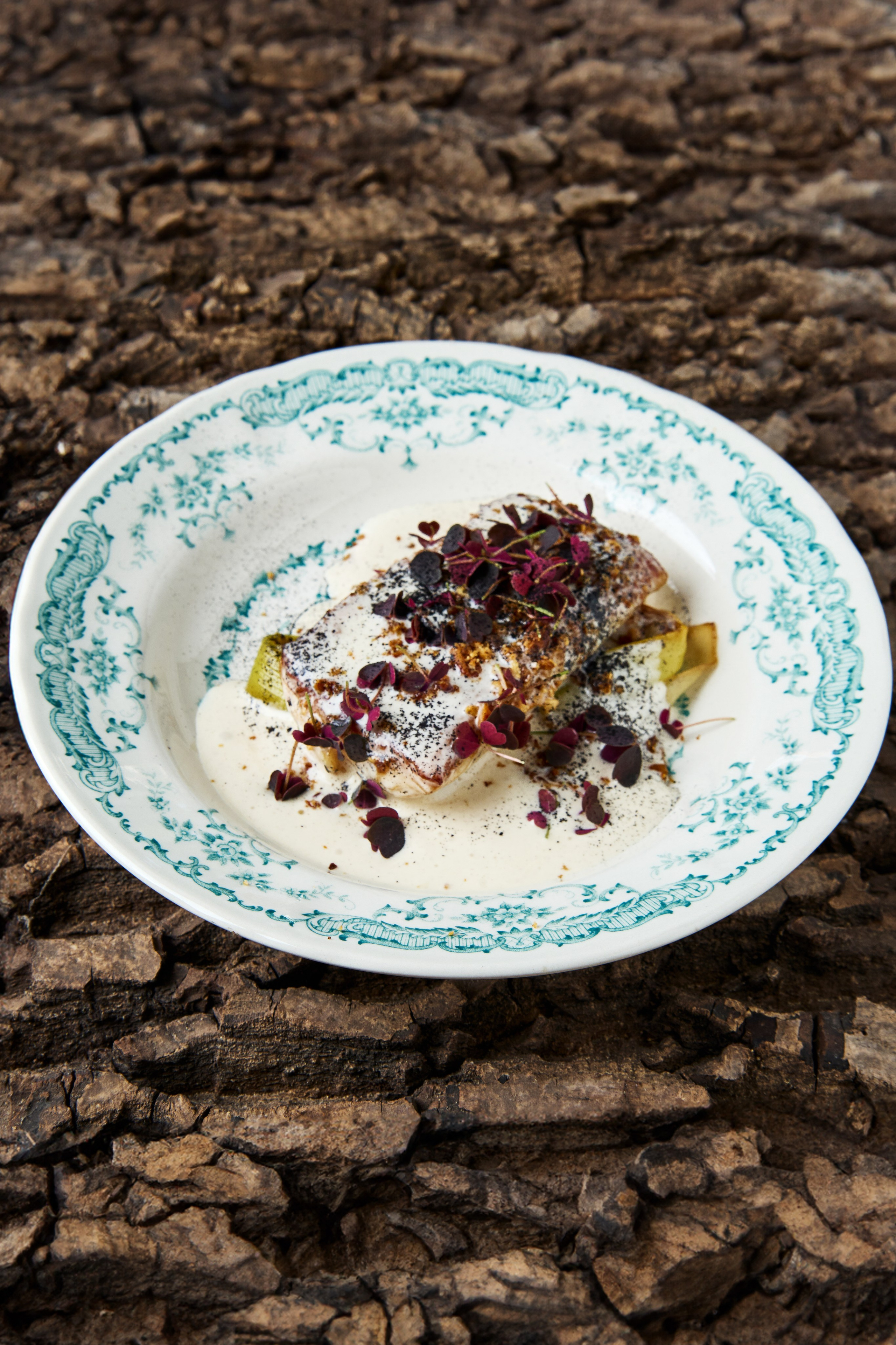 Казак. Выведите свои товары на новый уровень с профессиональной предметной фотографией. Предметный фотограф Юлия Кравченко