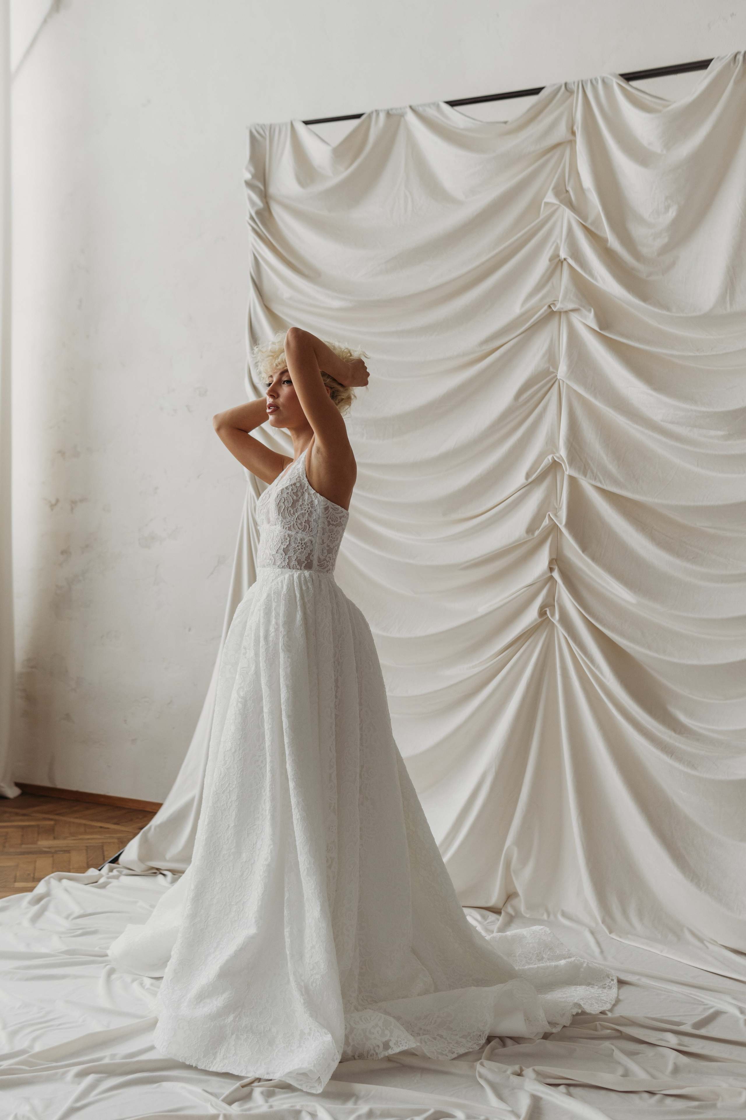 Fiancée Marina. Я — Алёна и я фотографирую красиво (е)