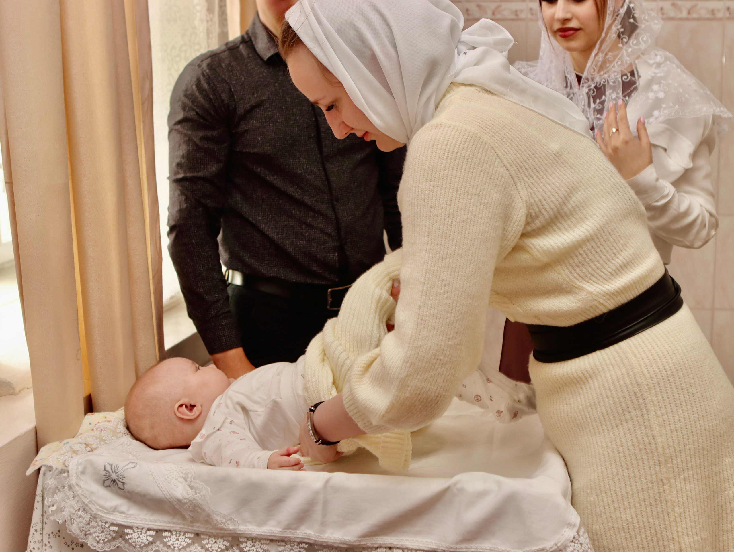 Анастасия и Вадим — крещение Виктории. Фотограф в Курске Смирнов Евгений