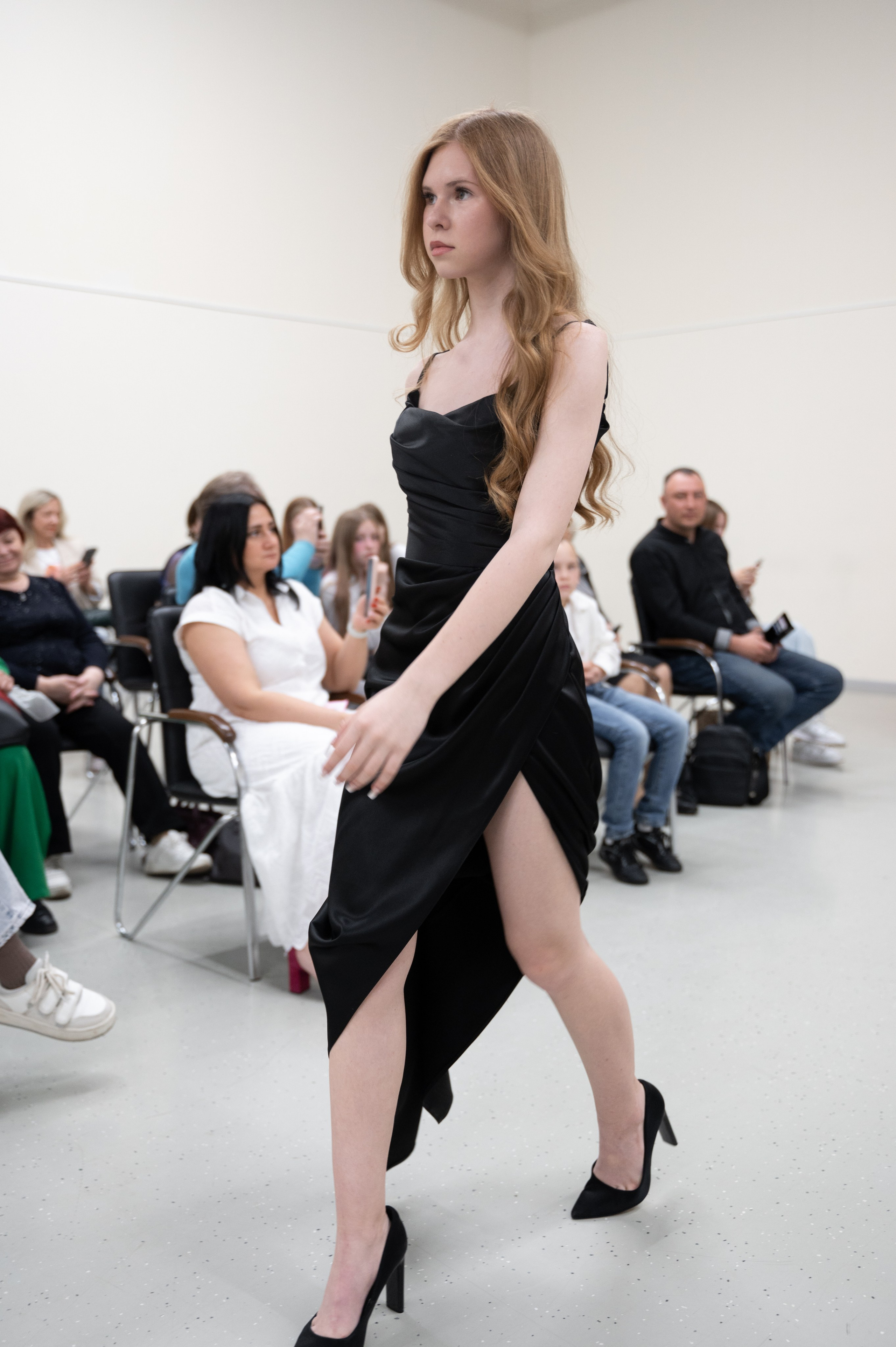 Весенний показ от Aesthetics model management | 15.05.2025. Фотограф в Омске Елизавета Кириллова