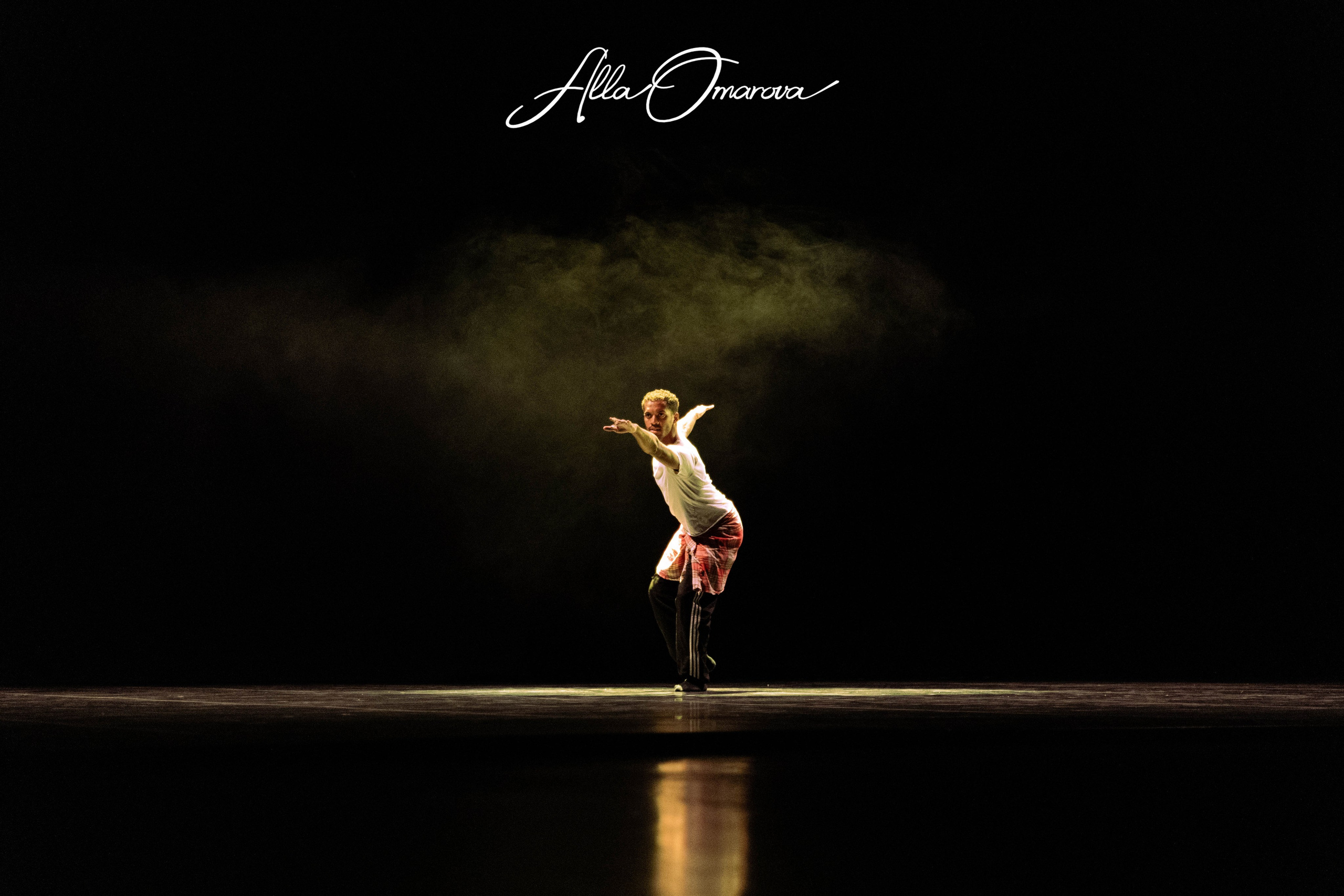 Связаться. Фотограф в городе Алматы Алла Омарова