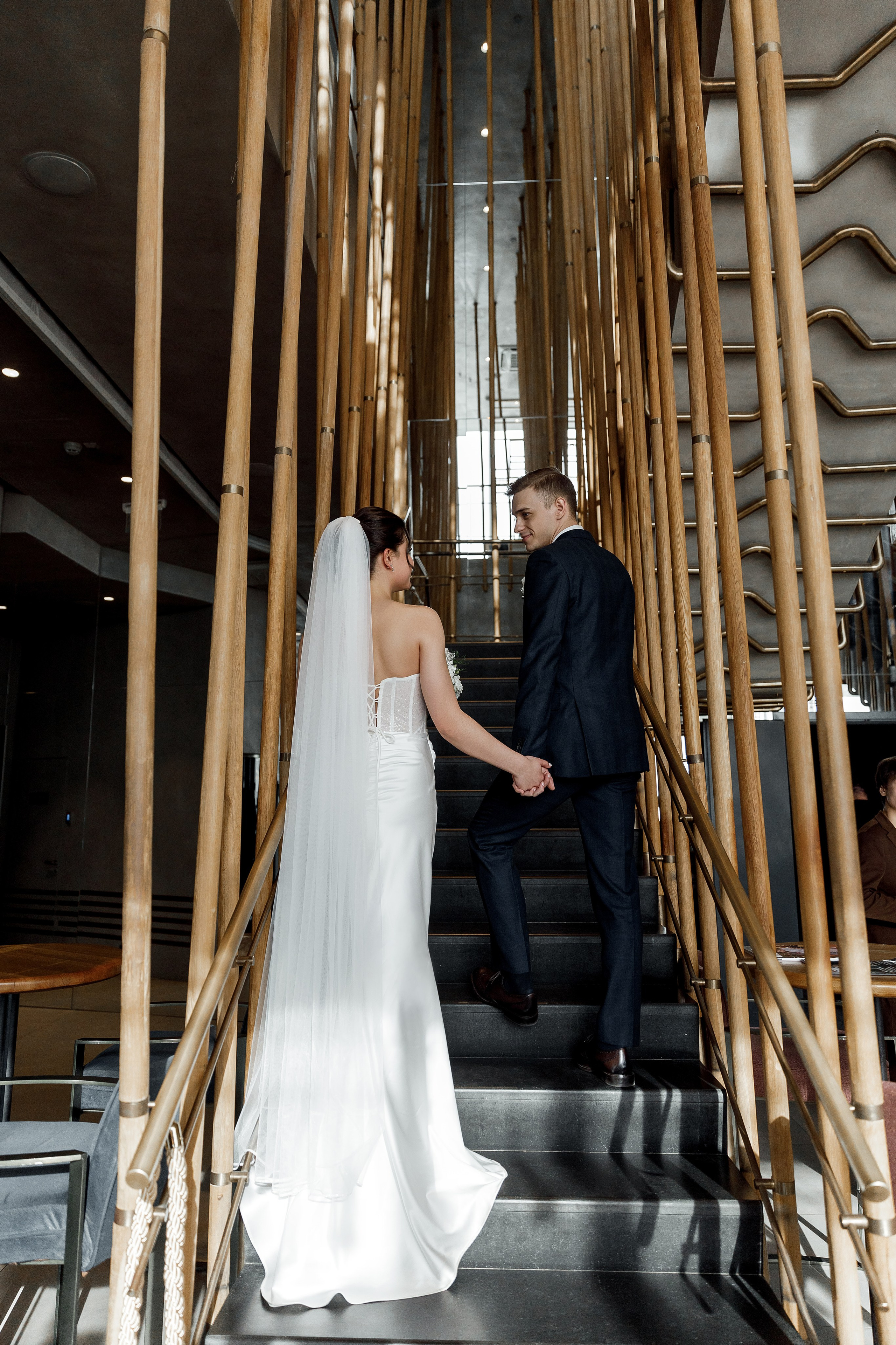 Паша&Настя (роспись Москва-сити Birds). Фотограф в Москве Юлия Хамзина