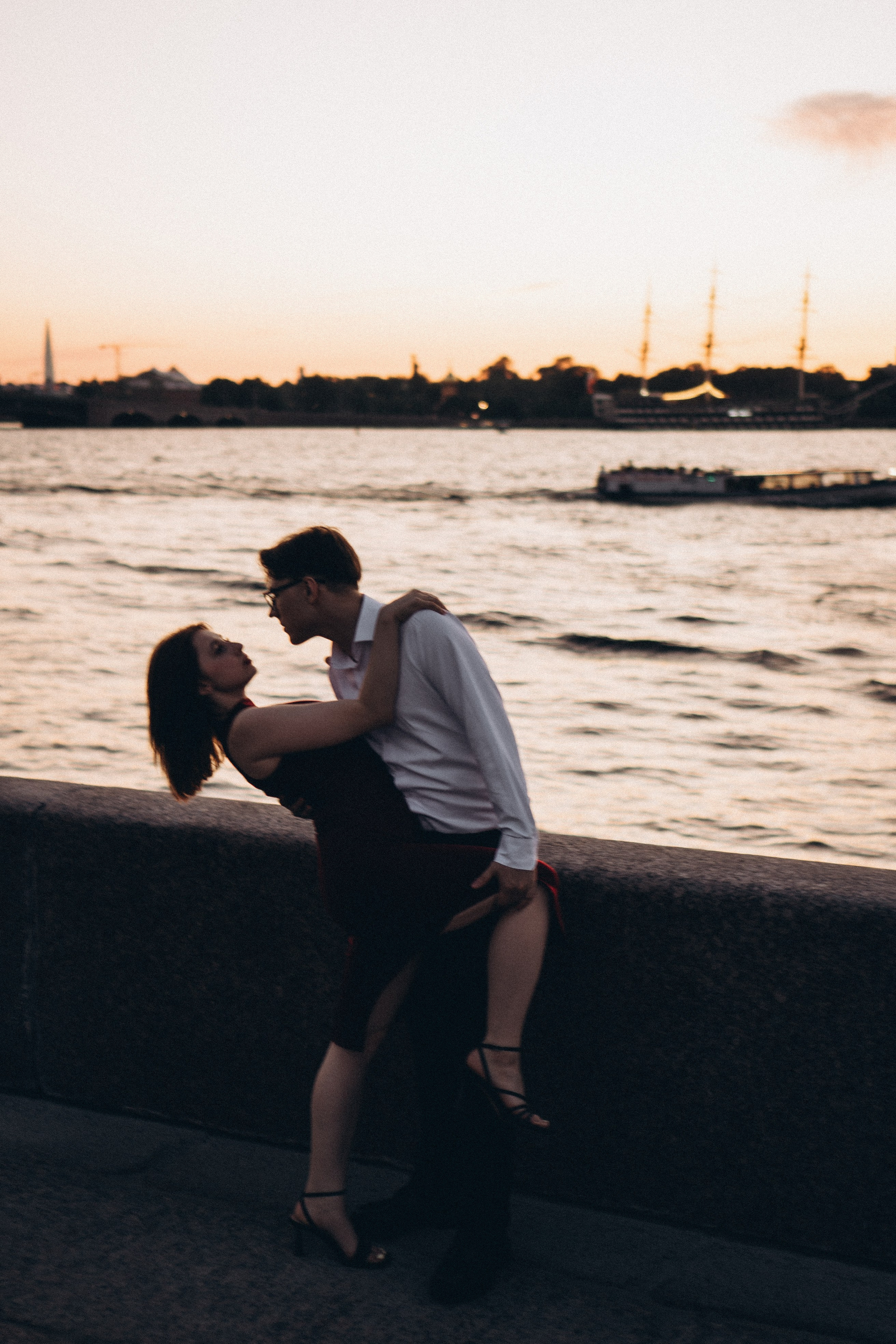 ПРОГУЛКА НА ЗАКАТЕ. Профессиональный фотограф, Санкт-Петербург — Виктория Богомолова