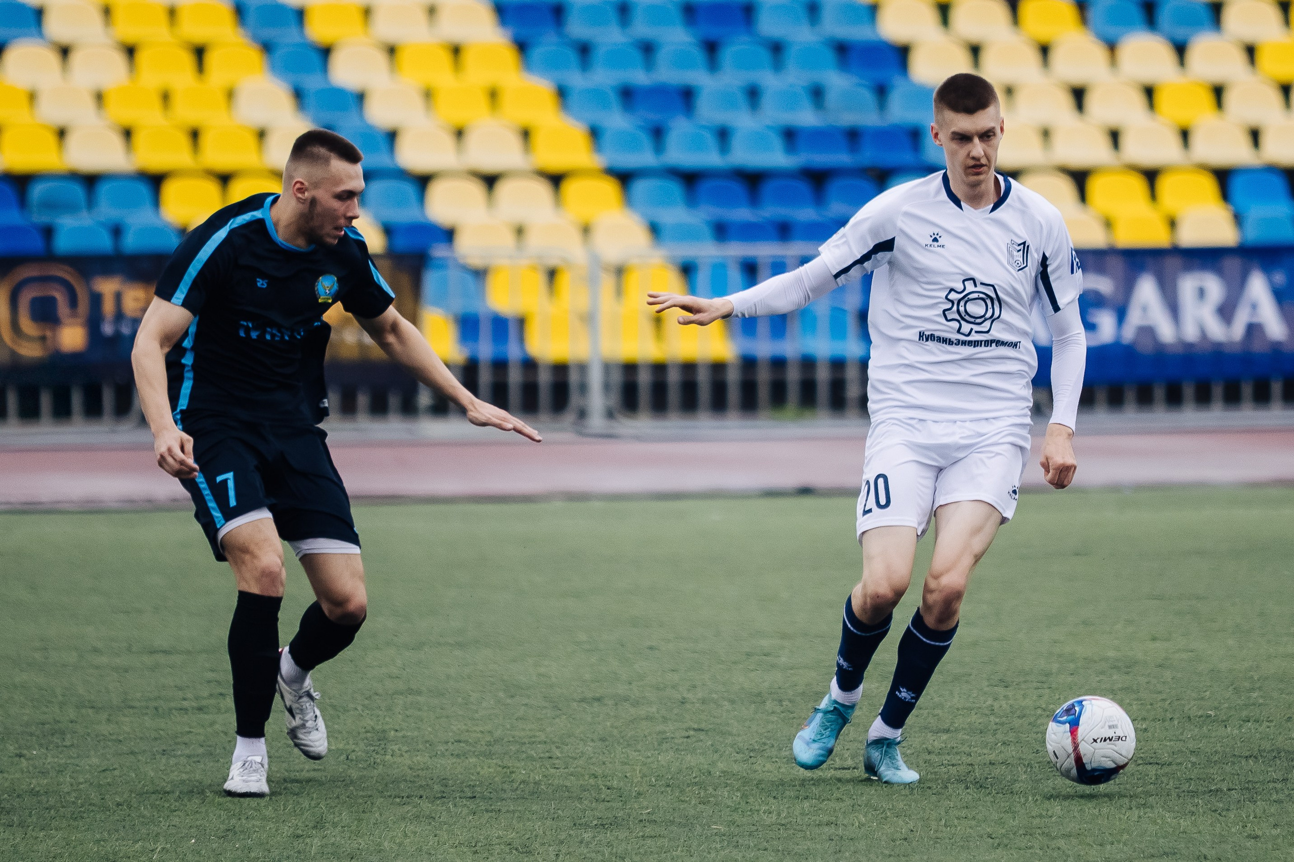 ФК «Металлург-Магнитогорск» — ФК «Триумф» // 03.05.25. Денис Прохоров Фотограф в г. Магнитогорск