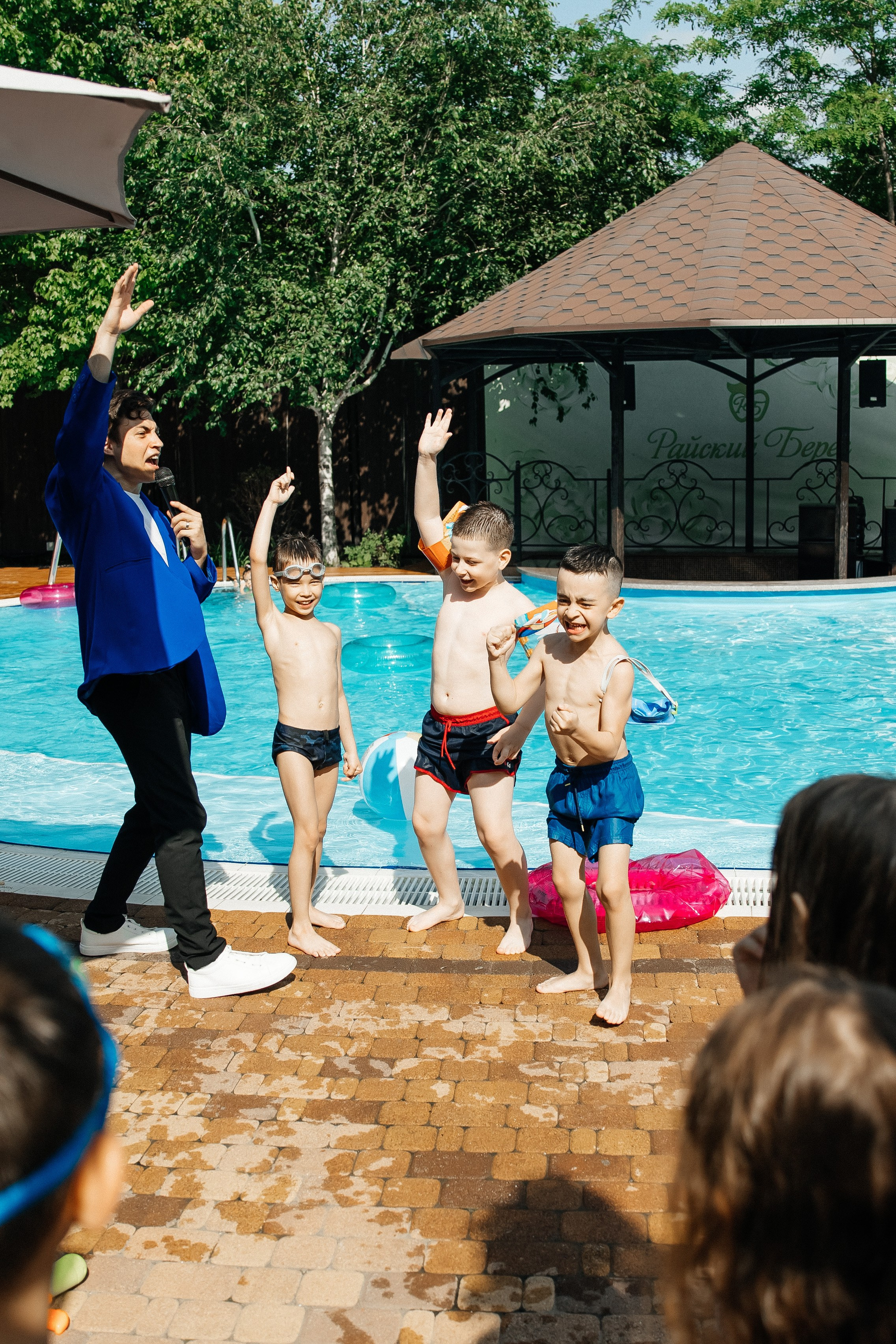 Детский день рождения в бассейне. Свадебный и семейный фотограф в Краснодар, Россия