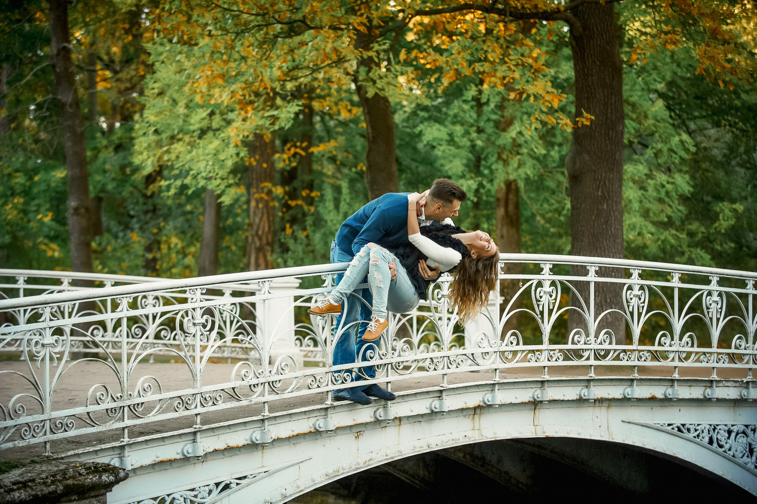 Love story в Пушкине в Екатерининском и Александровском парке. Портретный, семейный и свадебный фотограф в Санкт-Петербурге и в Пушкине Ширяев Денис