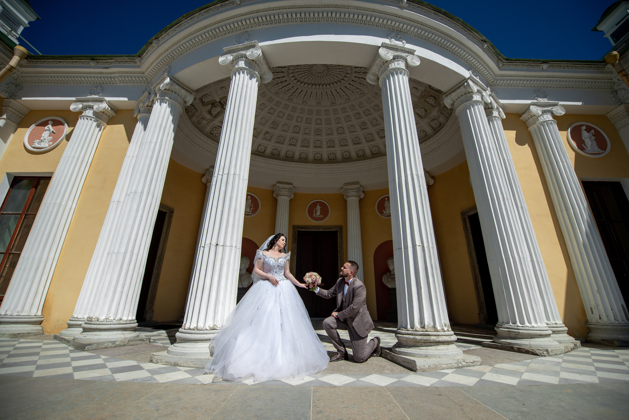 Фотосессия в Пушкине в Александровском, Екатерининском парке и Летнем саду. Портретный, семейный и свадебный фотограф в Санкт-Петербурге и в Пушкине Ширяев Денис