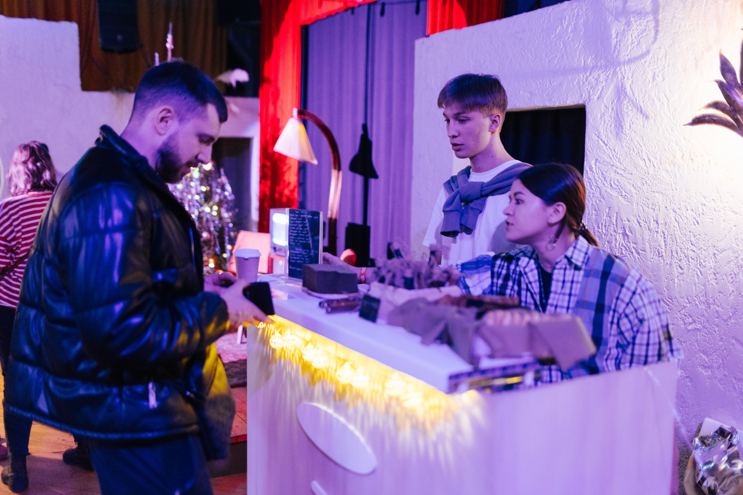 24–25 декабря 2022 в пространстве ПОЛЕ / День 1. Фотоотчеты «Ламбада-маркета»