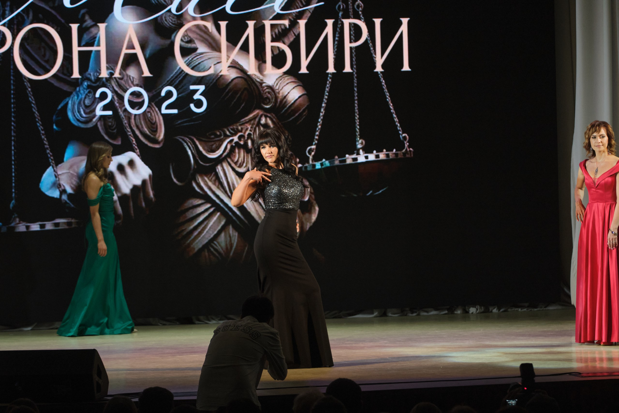 Мисс Корона Сибири. Антон Ив