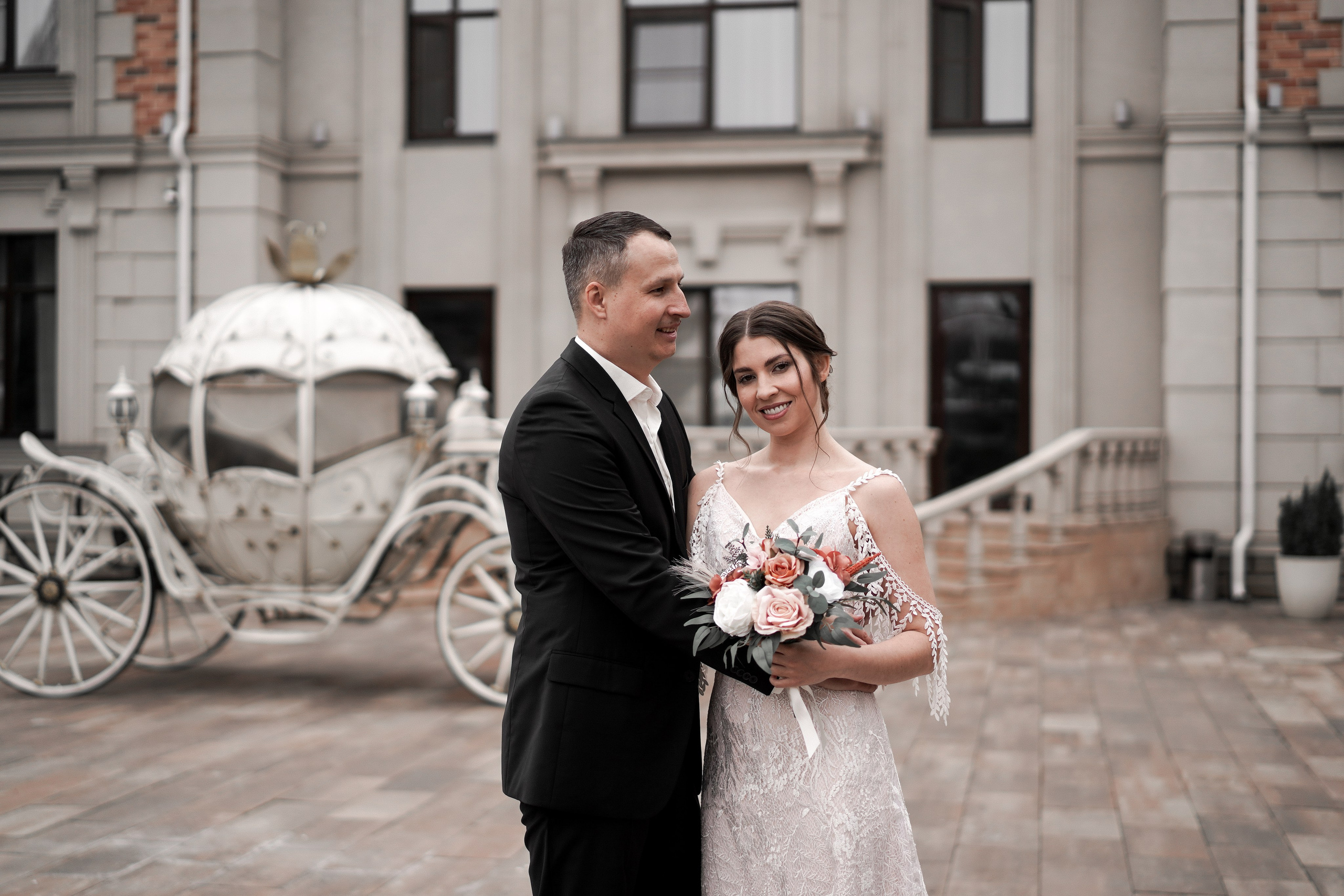 Свадебная фотосессия в Графском парке. Ростов-на-Дону. Свадебный фотограф в Ростове-на-Дону. Таинство Крещения и Венчания, семейные фотосессии. Алёна Чёботова