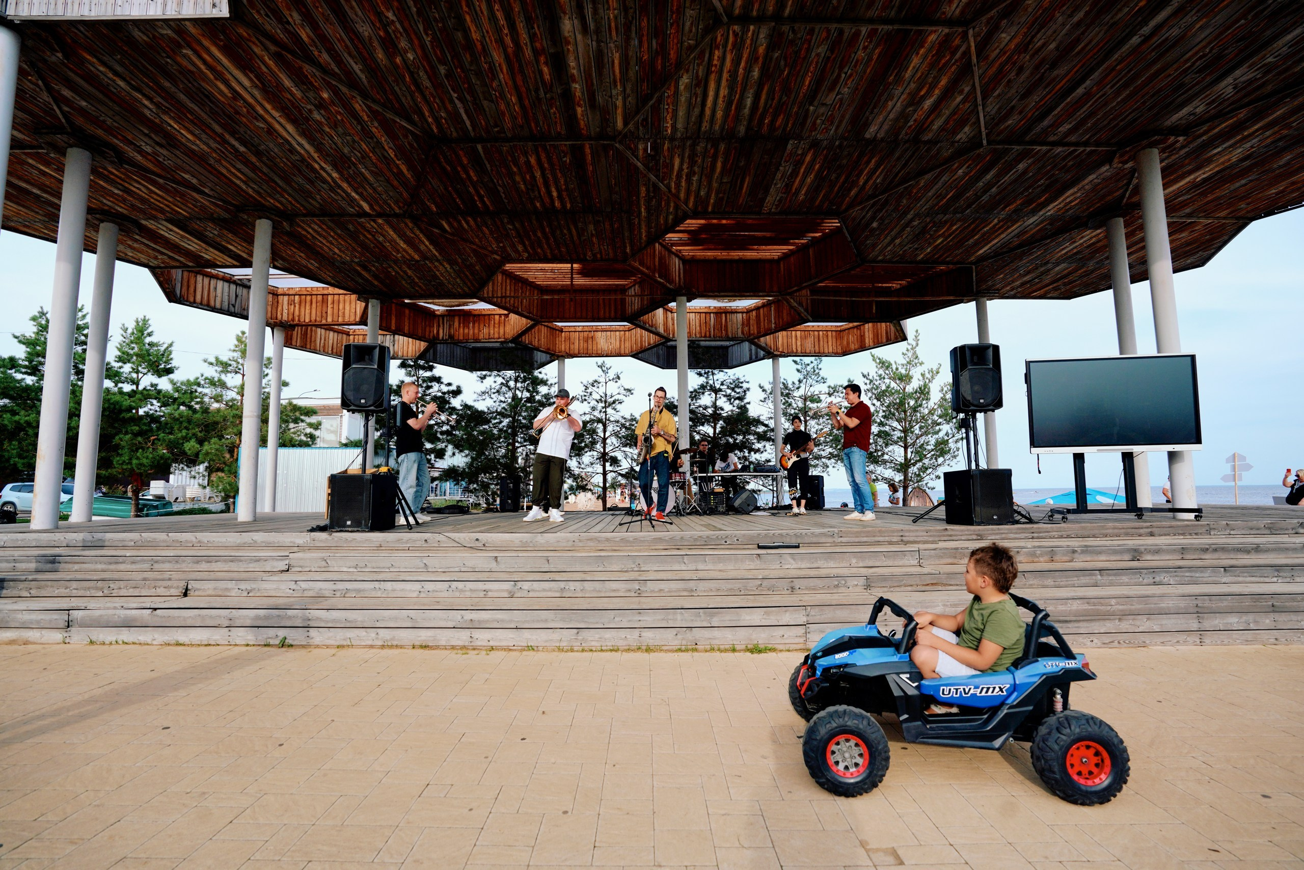 Пляжный маркет 2024, г. Лаишево. Фотограф Казань