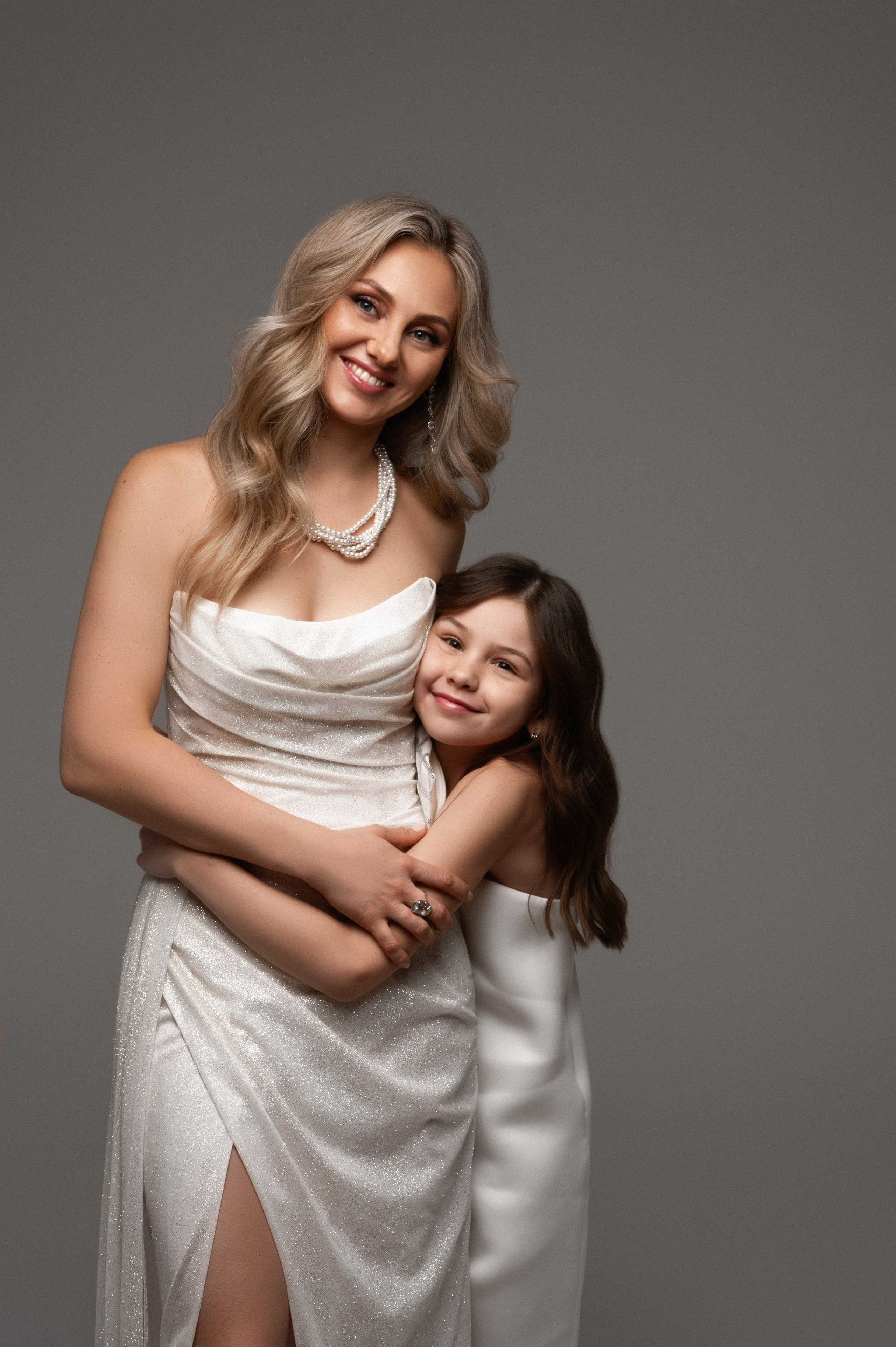 Анастасия. Профессиональный фотограф беременности в СПБ. Стильные фотосессии беременности в стиле минимализм и классическая фотография