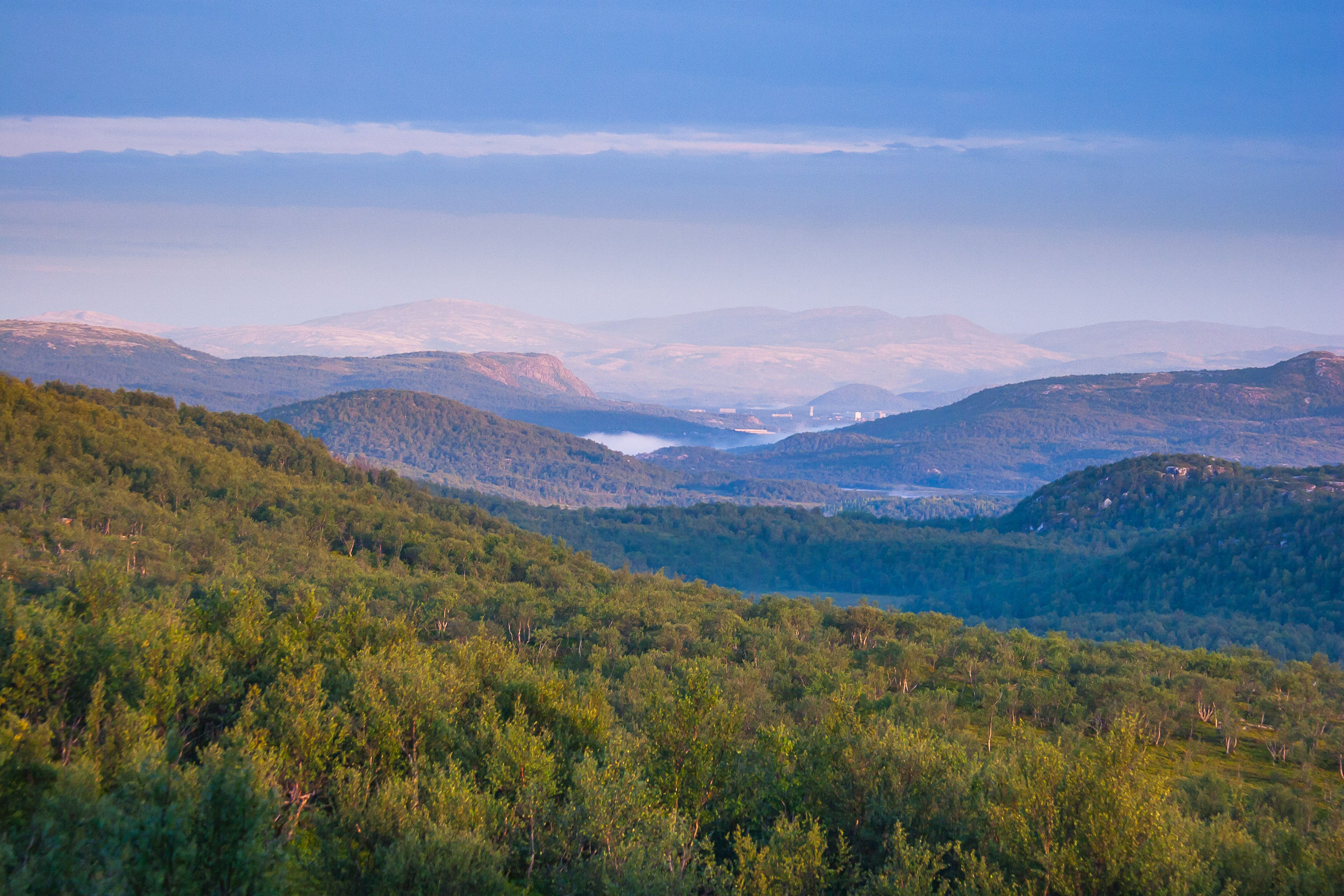 Печенга — край сосновой реки. Пейзажи Крайнего Севера. Баренцево море, Рыбачий, Средний, Немецкий