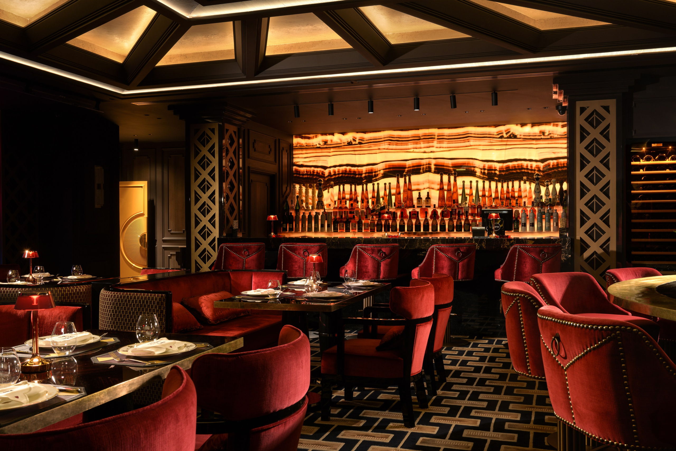 NAHATE. Interior photographer in Dubai, Vitalii Grishkov