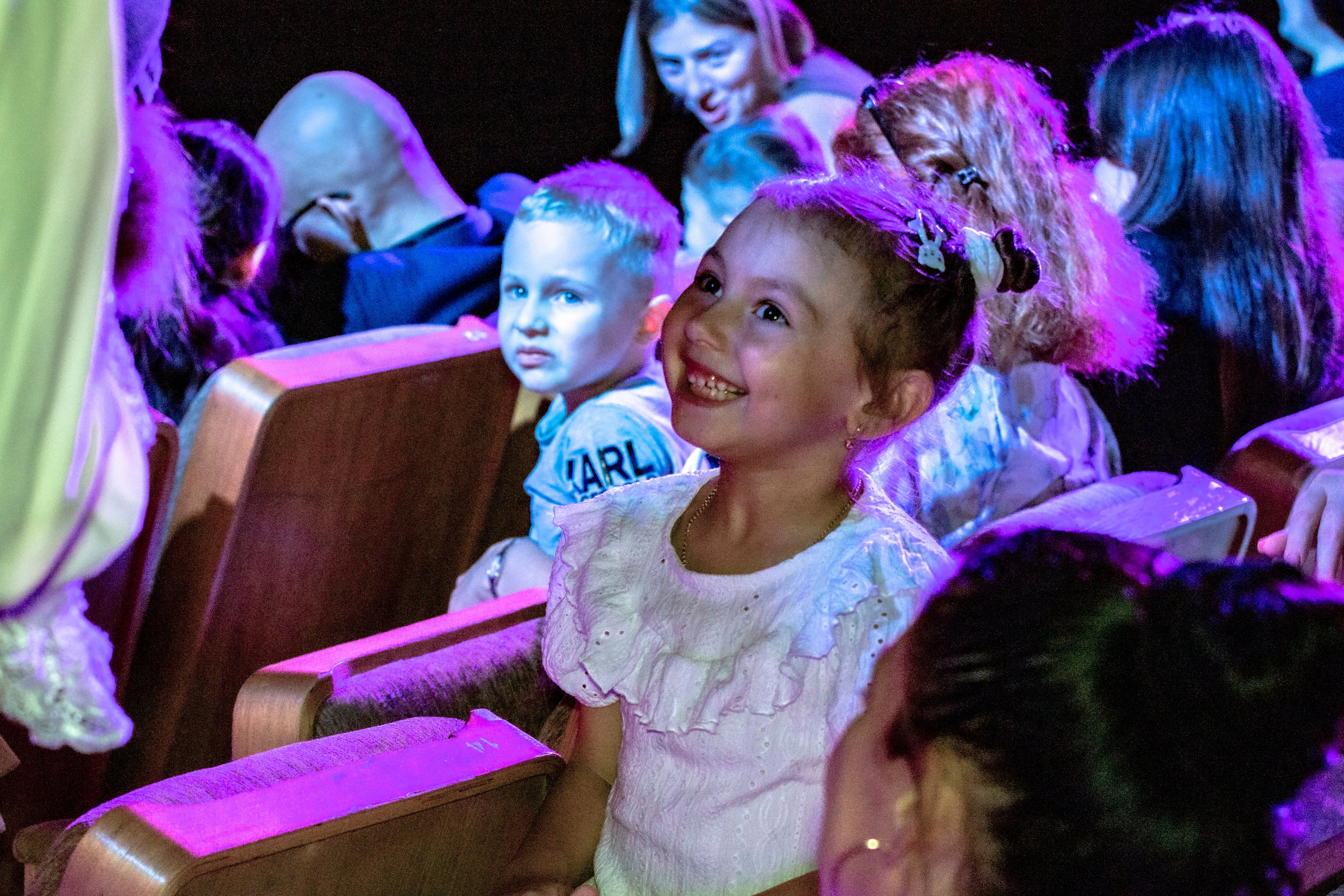 Маленькая ведьма спектакль театра Саквояж. Фотограф в Сочи Юрий Шептаев