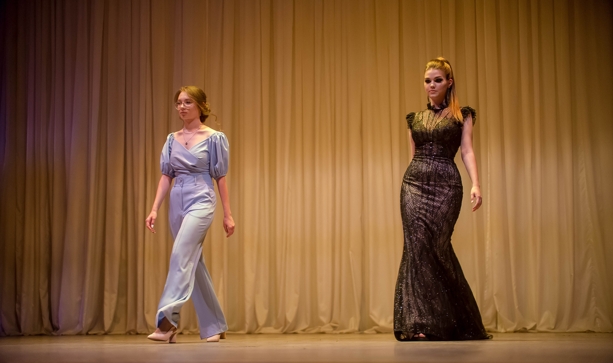 Выпускной Виолетты в Губернии, Новочеркасск, 6-школа, 11-Б. Арт-фотограф Евгений Матвиенко