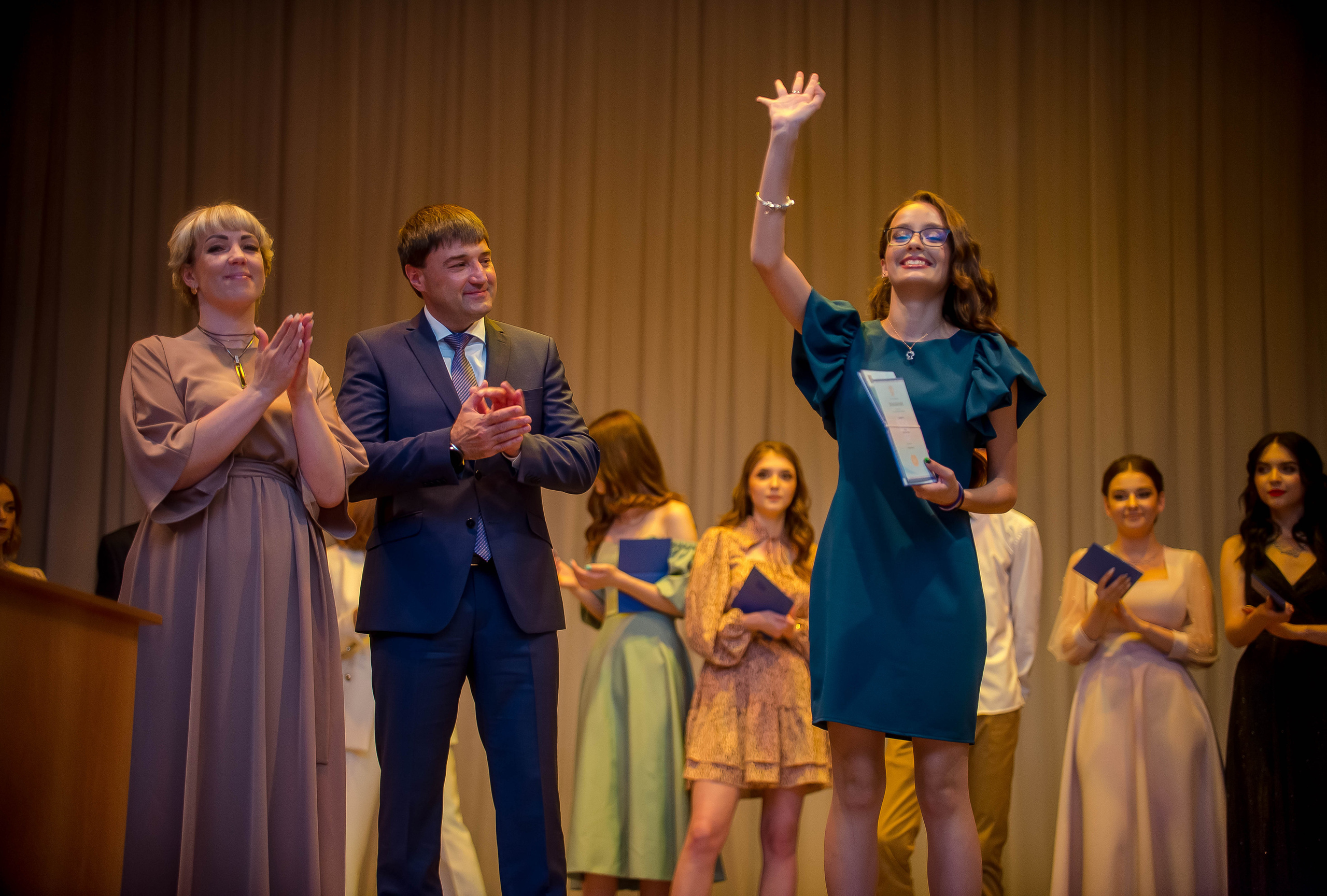 Выпускной Виолетты в Губернии, Новочеркасск, 6-школа, 11-Б. Арт-фотограф Евгений Матвиенко