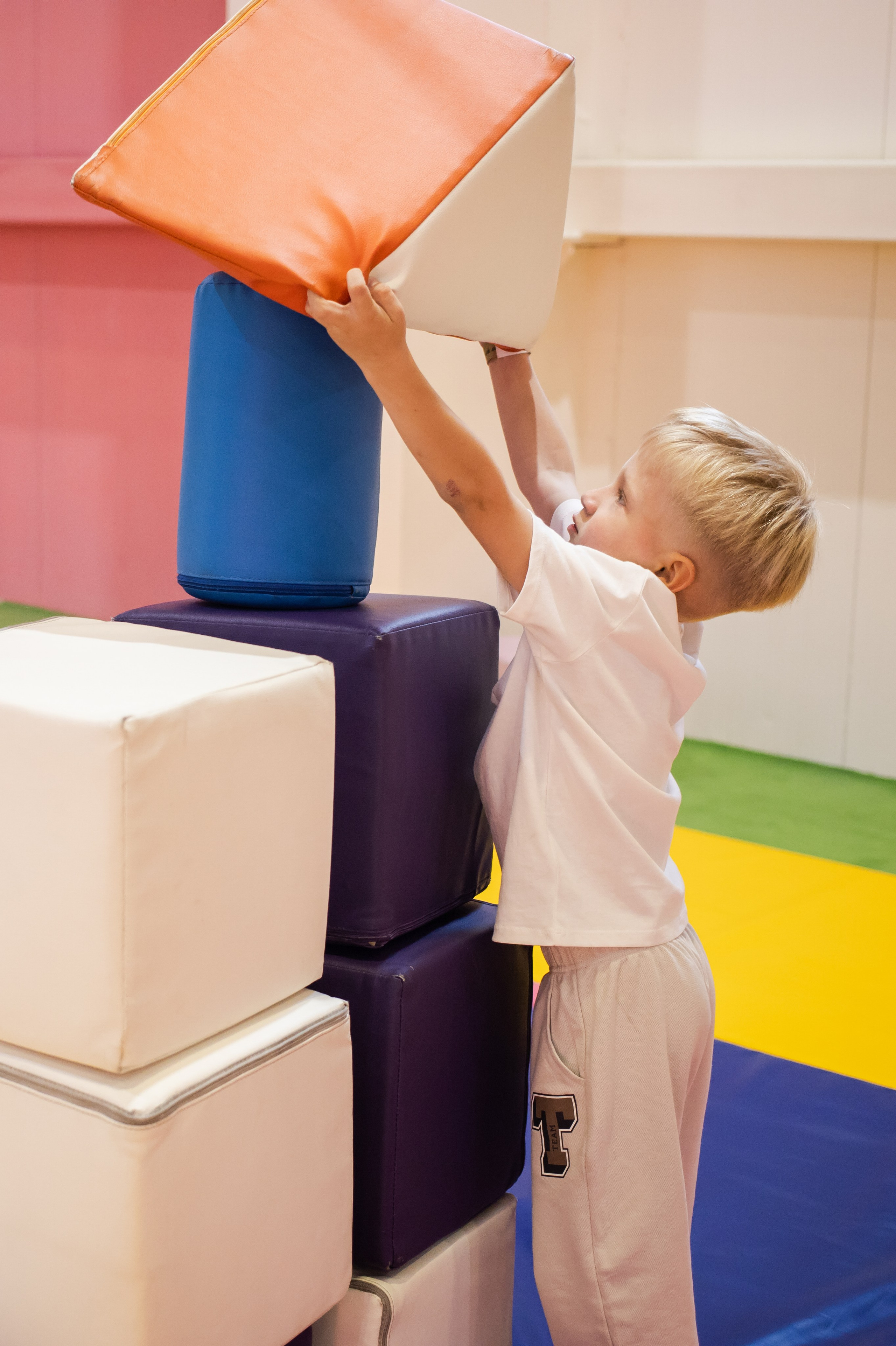 Марату 5. Фотографии с любовью