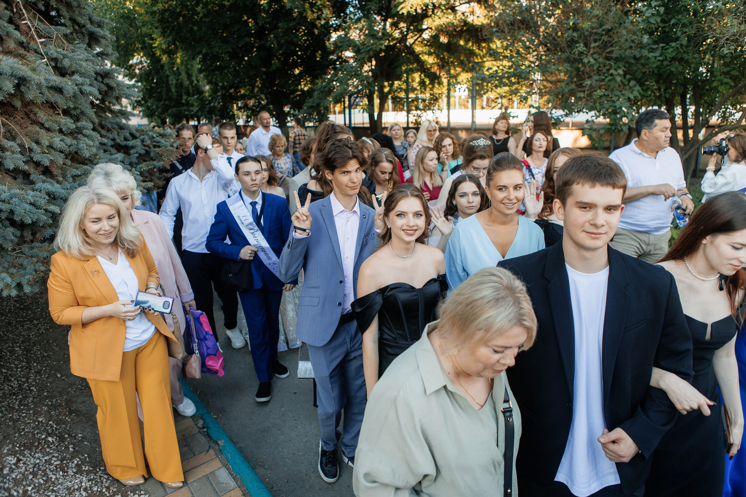 Выпускной Гимназия 12 2024 г. Свадебный и портретный Фотограф в Липецке Дмитрий Котюков