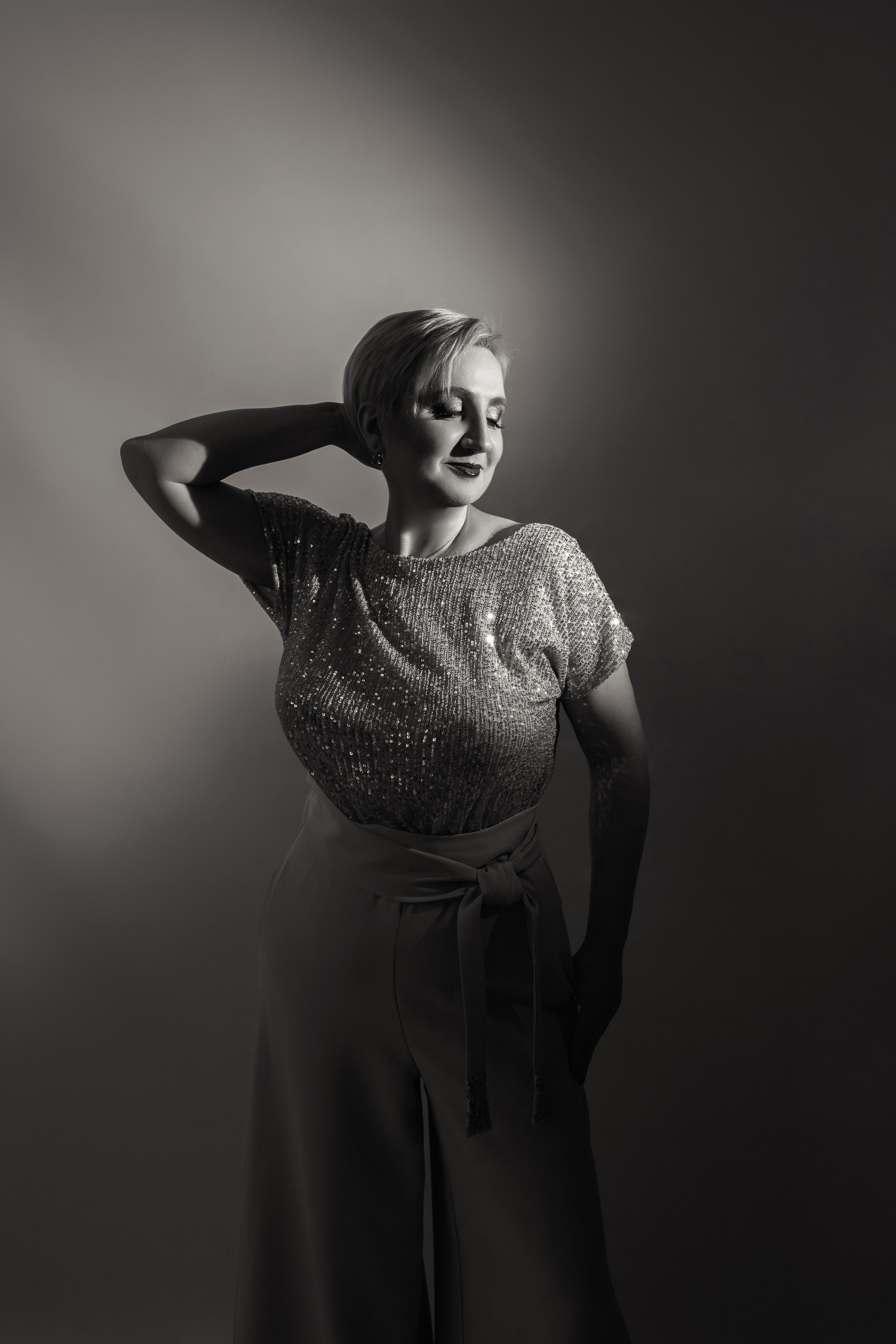 Олесяв моей студии. Март 2025. Фотограф Пермь. Свадьбы. Семья и дети, школа, д. сад. Фотокниги