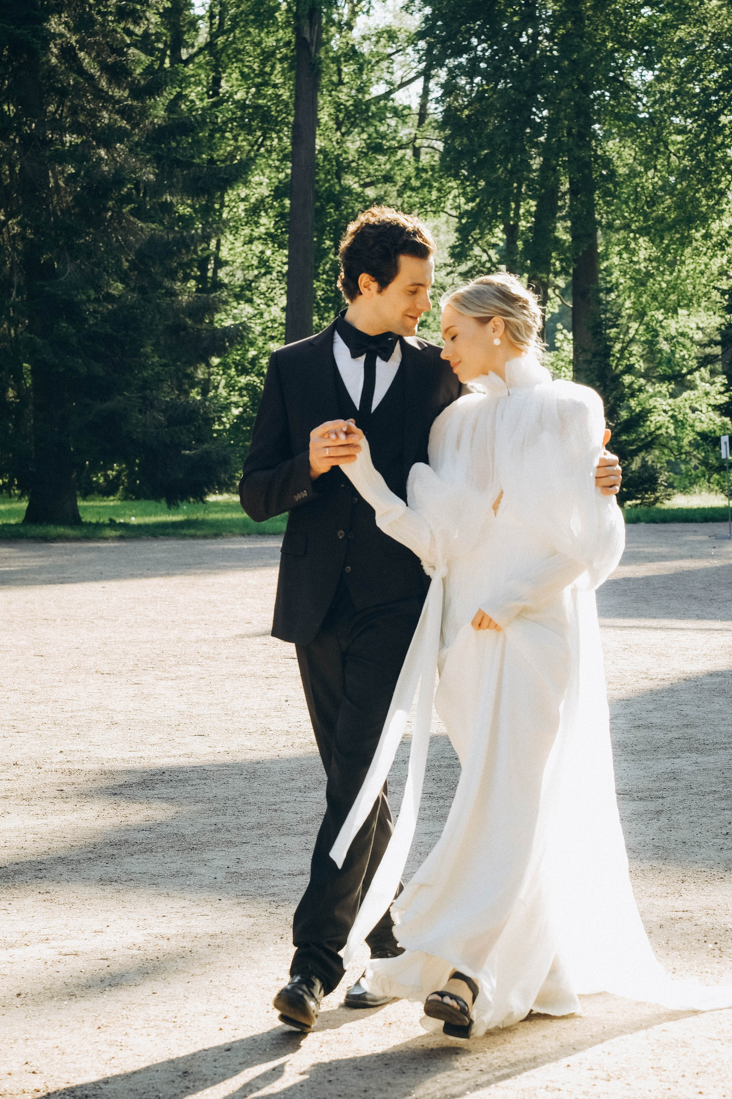 СВАДЕБНАЯ СЬЕМКА В ПАРКЕ ОРАНИЕНБАУМ. Профессиональный фотограф, Санкт-Петербург — Виктория Богомолова