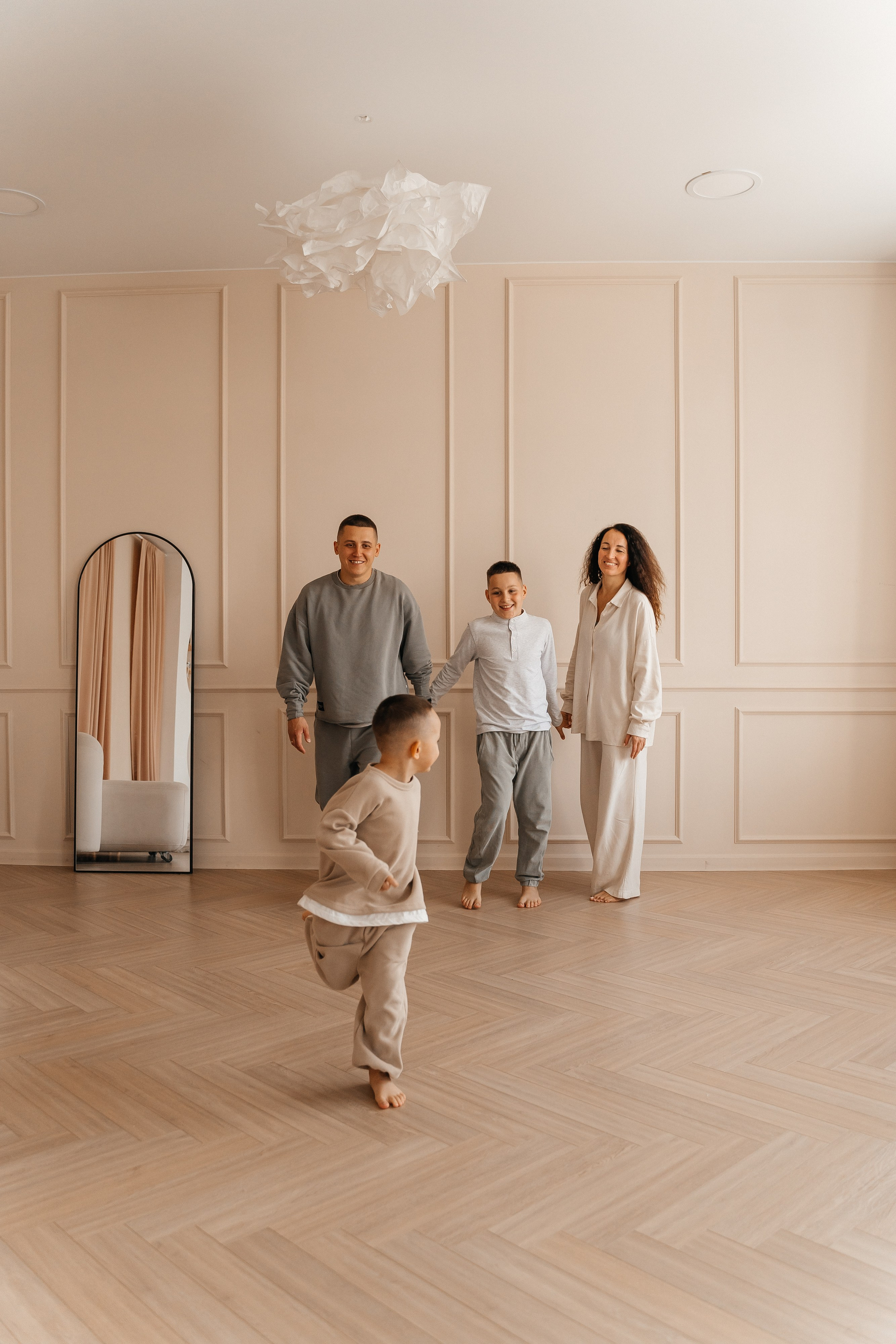 Илья, Вера, Сёма и Дима. Волик Мария