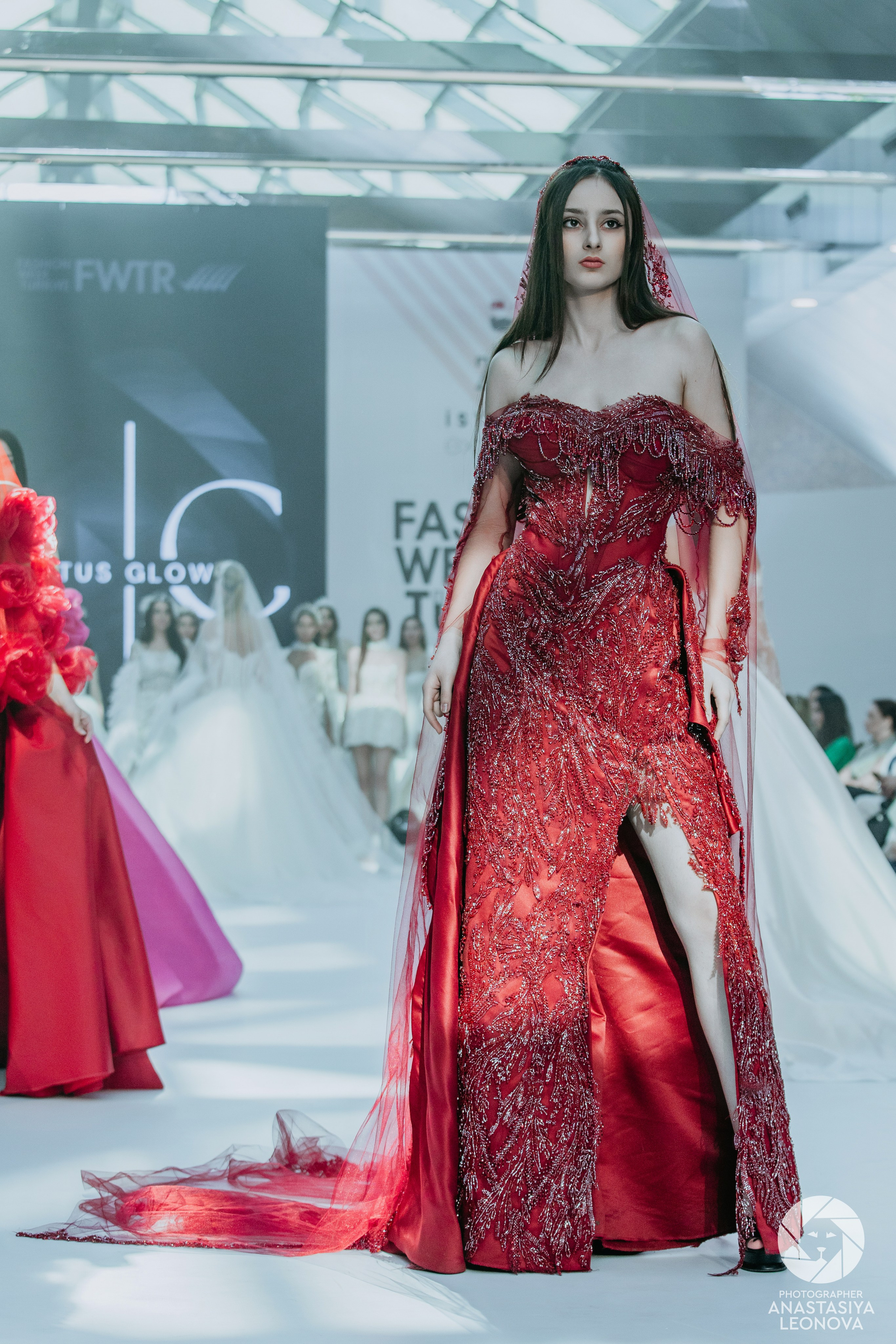 Fashion Week Türkiye [spring, 2025]. Anastasia Leonowa
