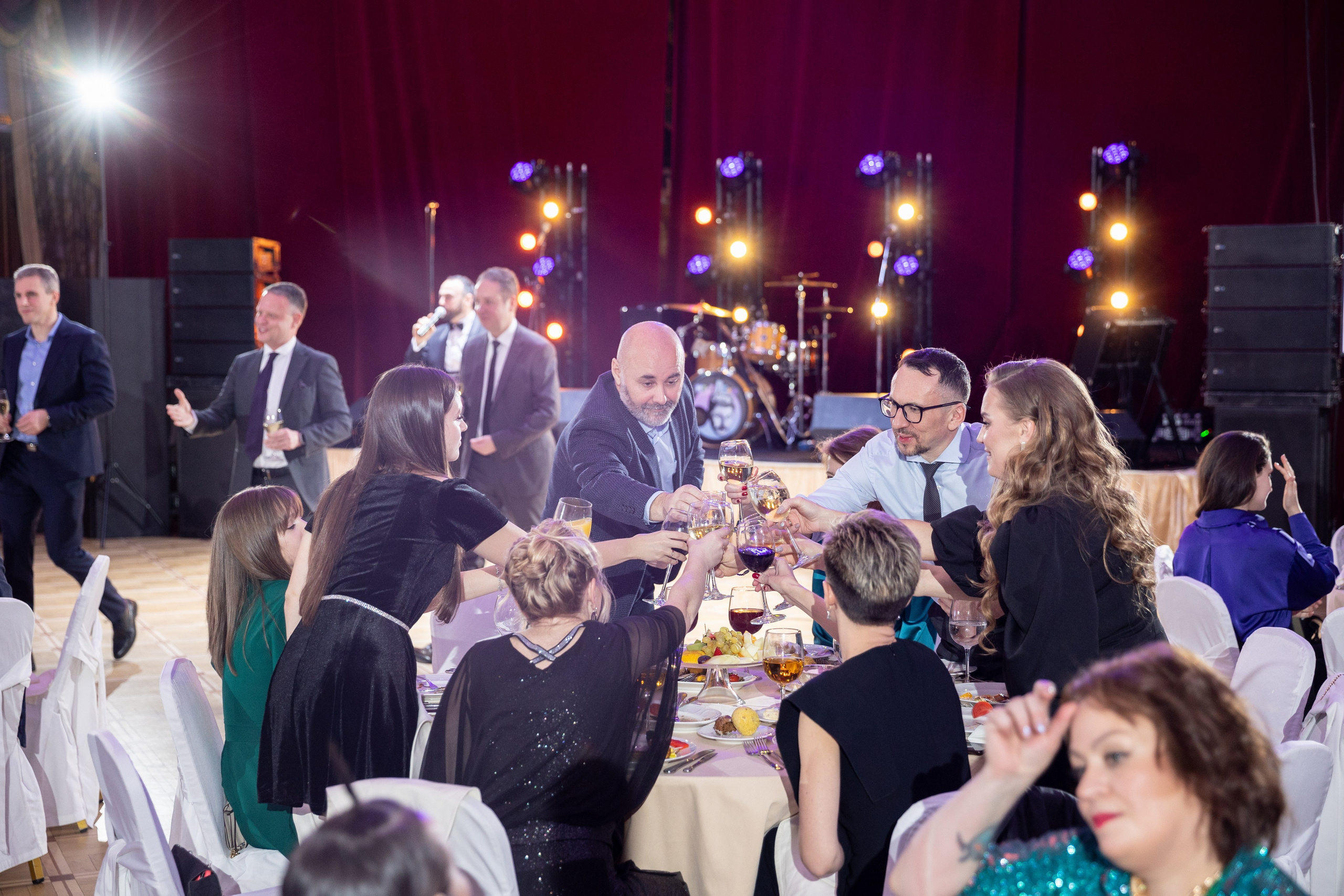 Новогодний корпоратив компании Интратул. Фотограф на корпоратив Спб / Москва