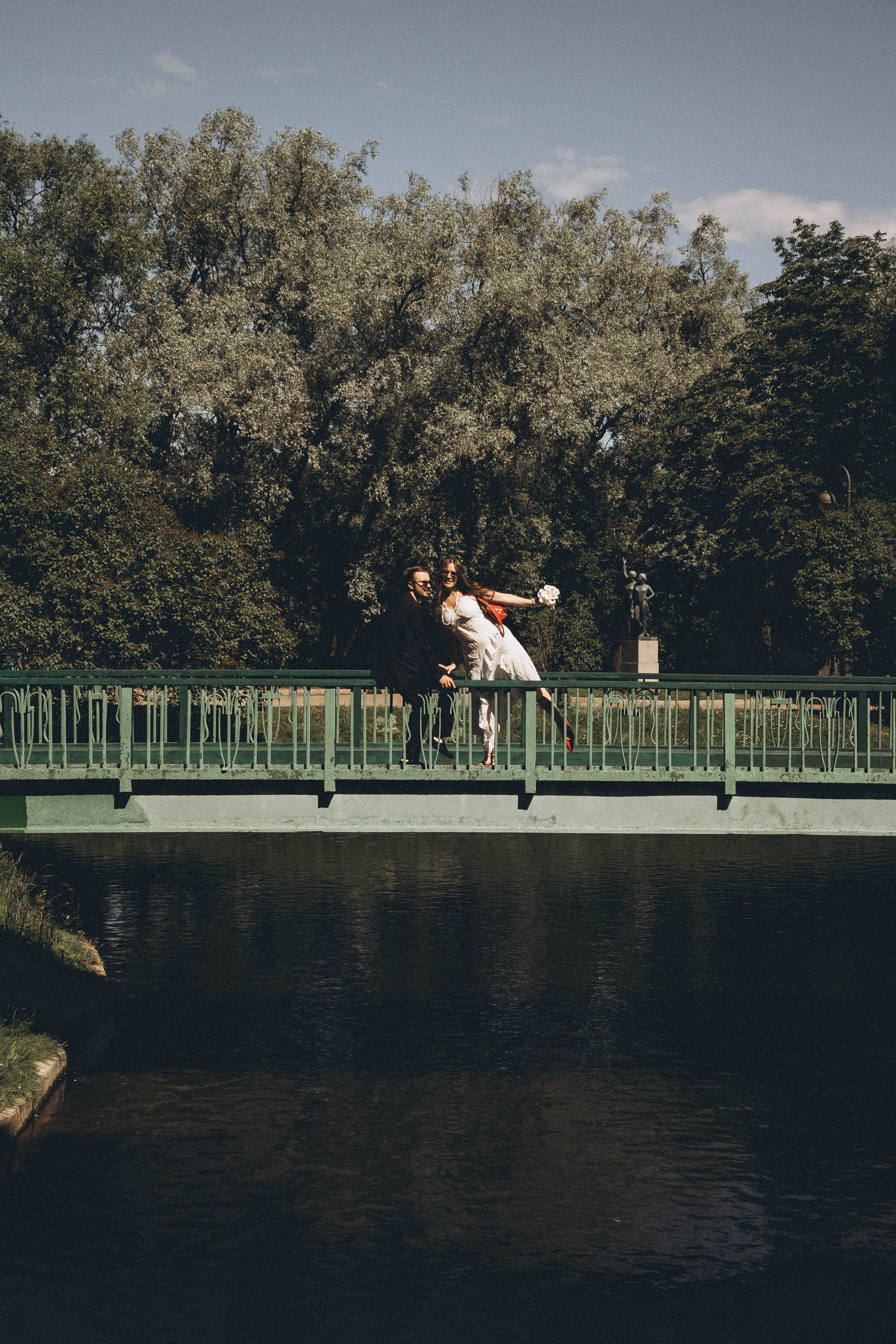 СВАДЕБНАЯ СЬЕМКА В ПАРКЕ ПОБЕДЫ И ПРОГУЛКА ПО МОСКОВСКОМУ ПРОСПЕКТУ. Профессиональный фотограф, Санкт-Петербург — Виктория Богомолова