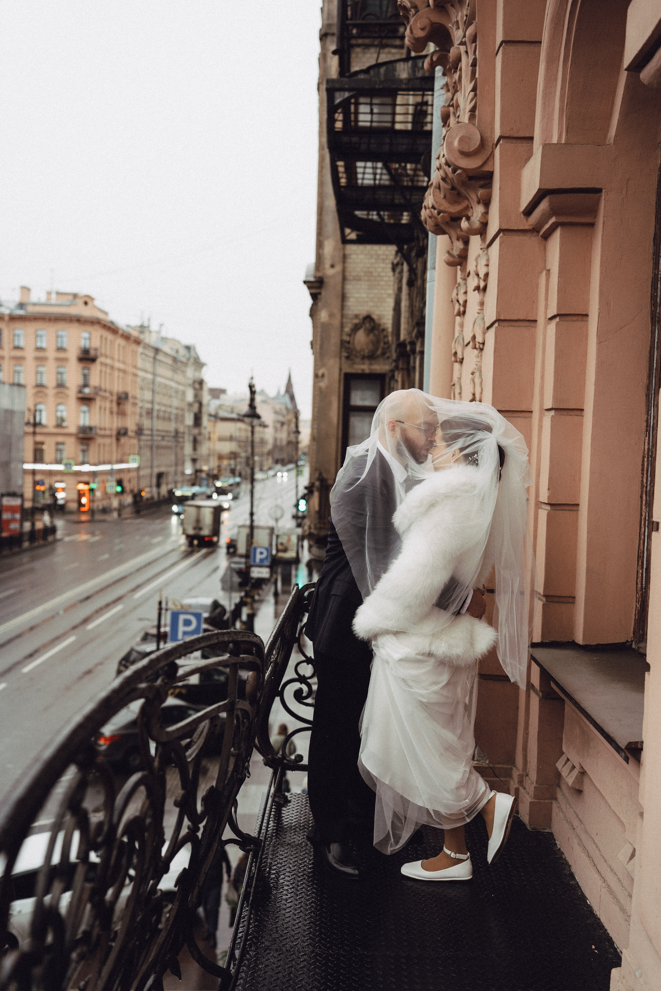 СВАДЕБНАЯ СЬЕМКА ВО ВТОРОМ ДВОРЦЕ (ДЕКАБРЬ) ТАКЖЕ СЬЕМКА В СТУДИИ НА ЧЕРНЫШЕВСКОЙ. Профессиональный фотограф, Санкт-Петербург — Виктория Богомолова